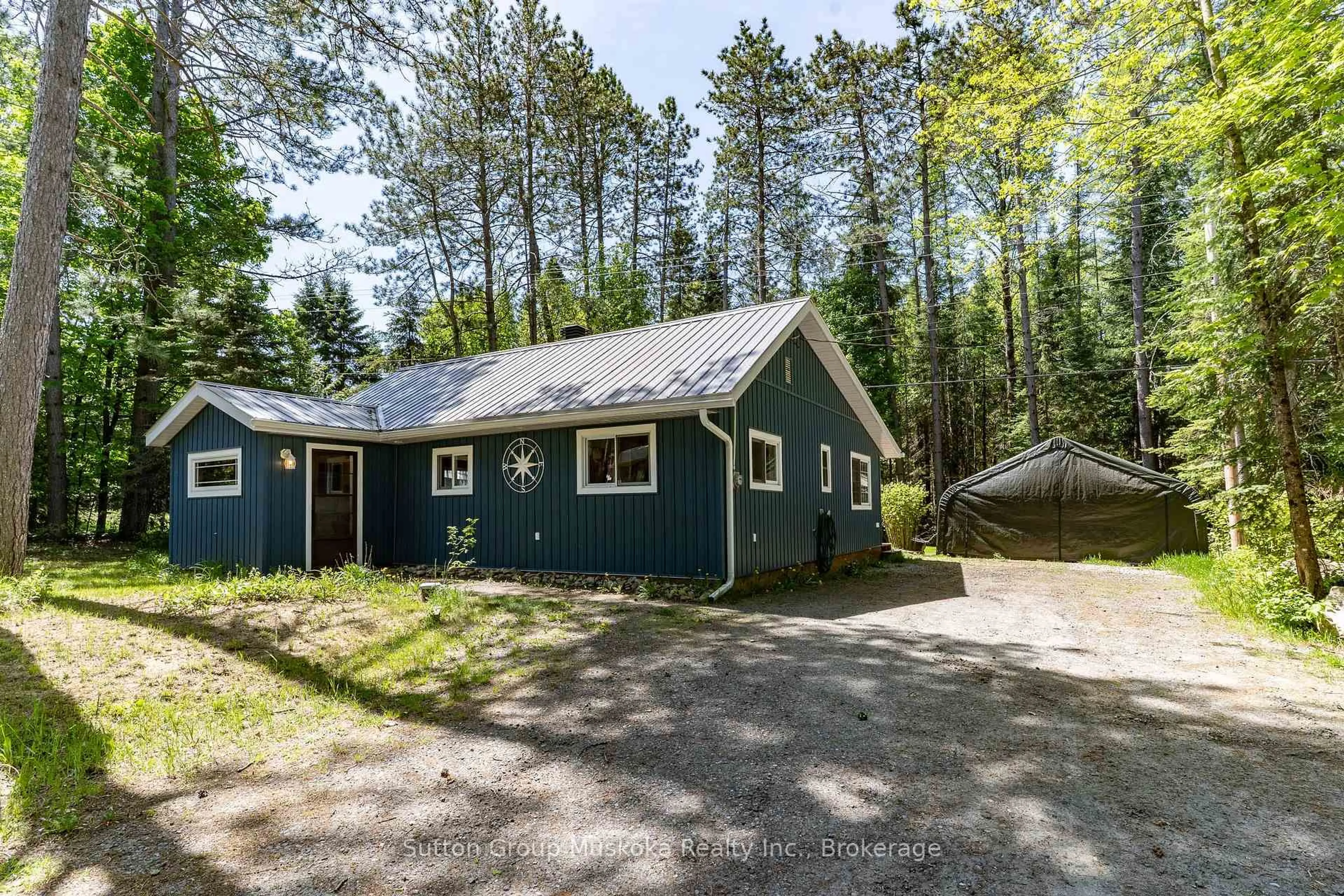 Unknown for 290 South Waseosa Lake Rd, Huntsville Ontario P1H 2N5