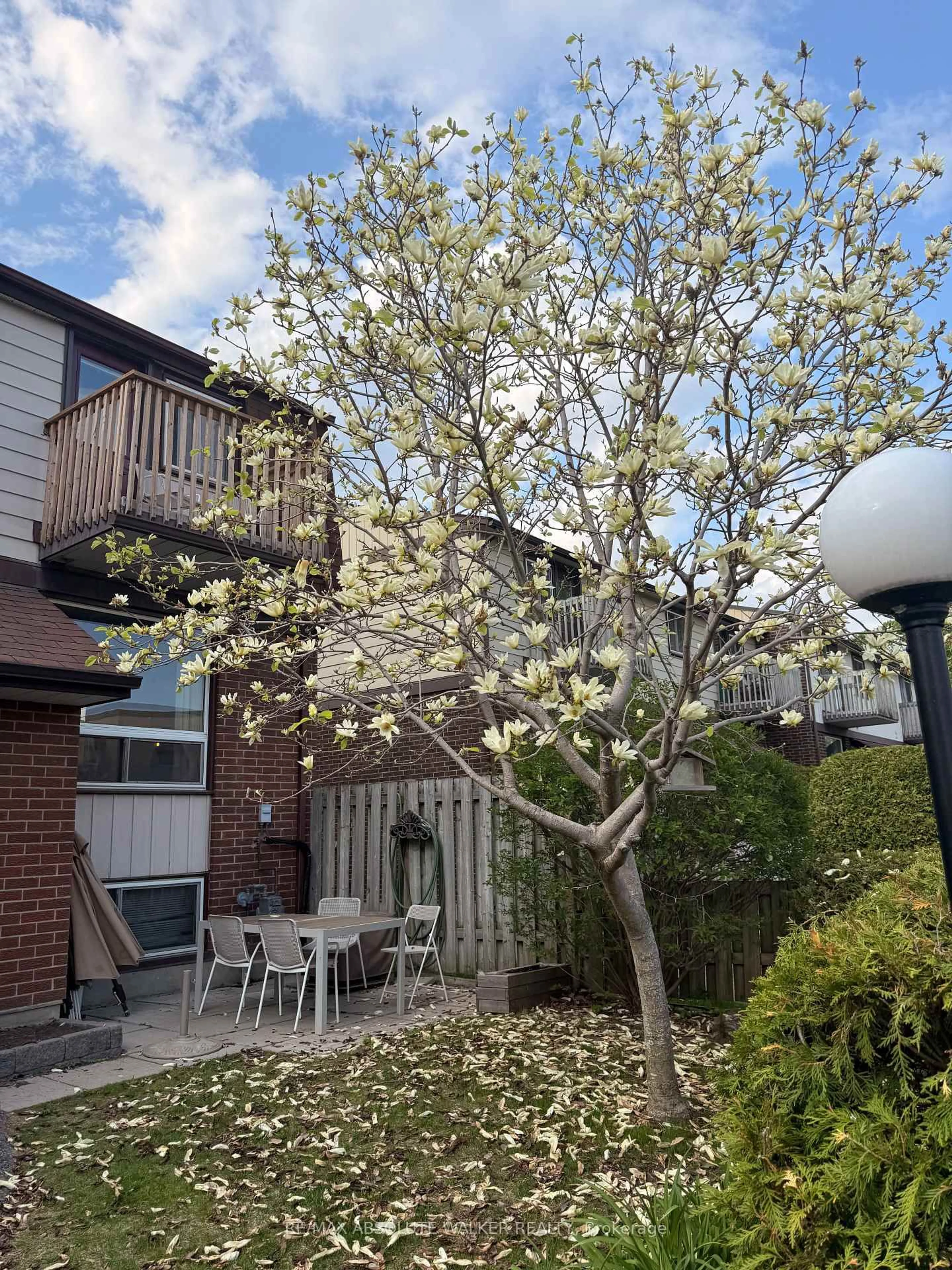 A pic from outside/outdoor area/front of a property/back of a property/a pic from drone, street for 402 Montfort St #12, Ottawa Ontario K1L 8G7