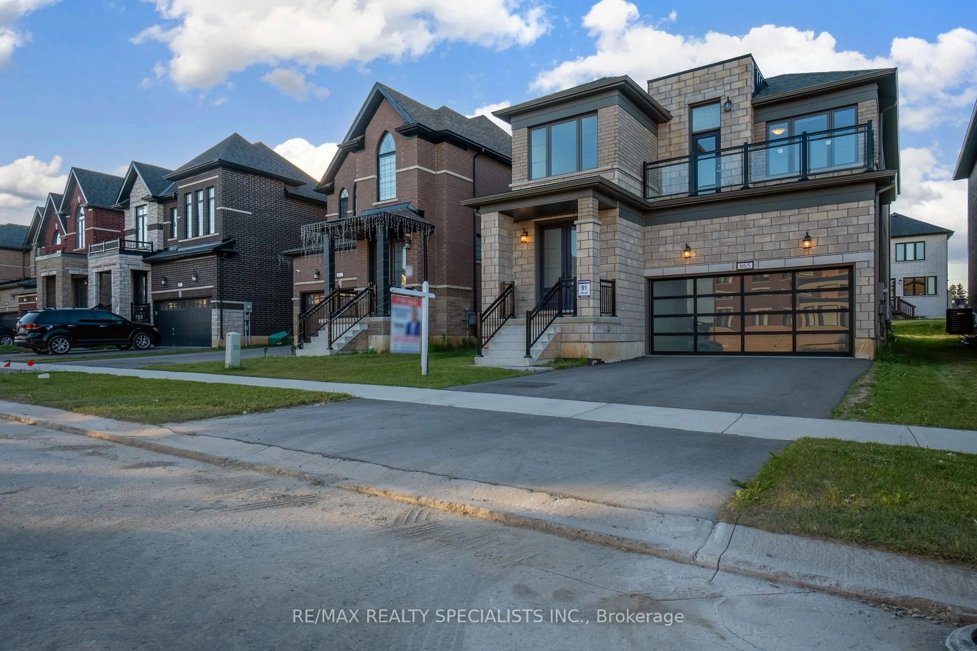 Home with brick exterior material, street for 865 Knights Lane, Woodstock Ontario N4T 0P7