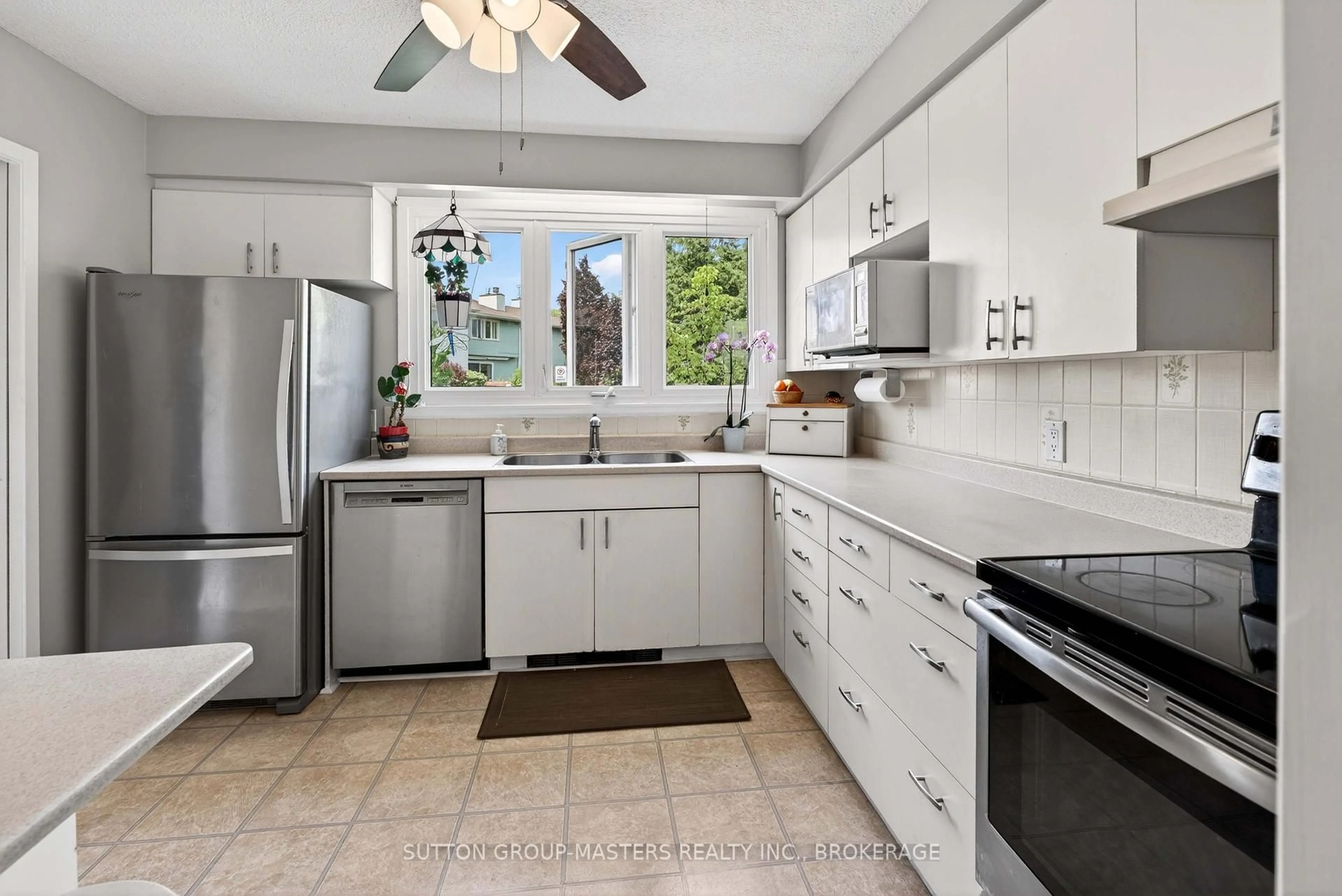 Standard kitchen, ceramic/tile floor for 115 Wright Cres #78, Kingston Ontario K7L 4T8