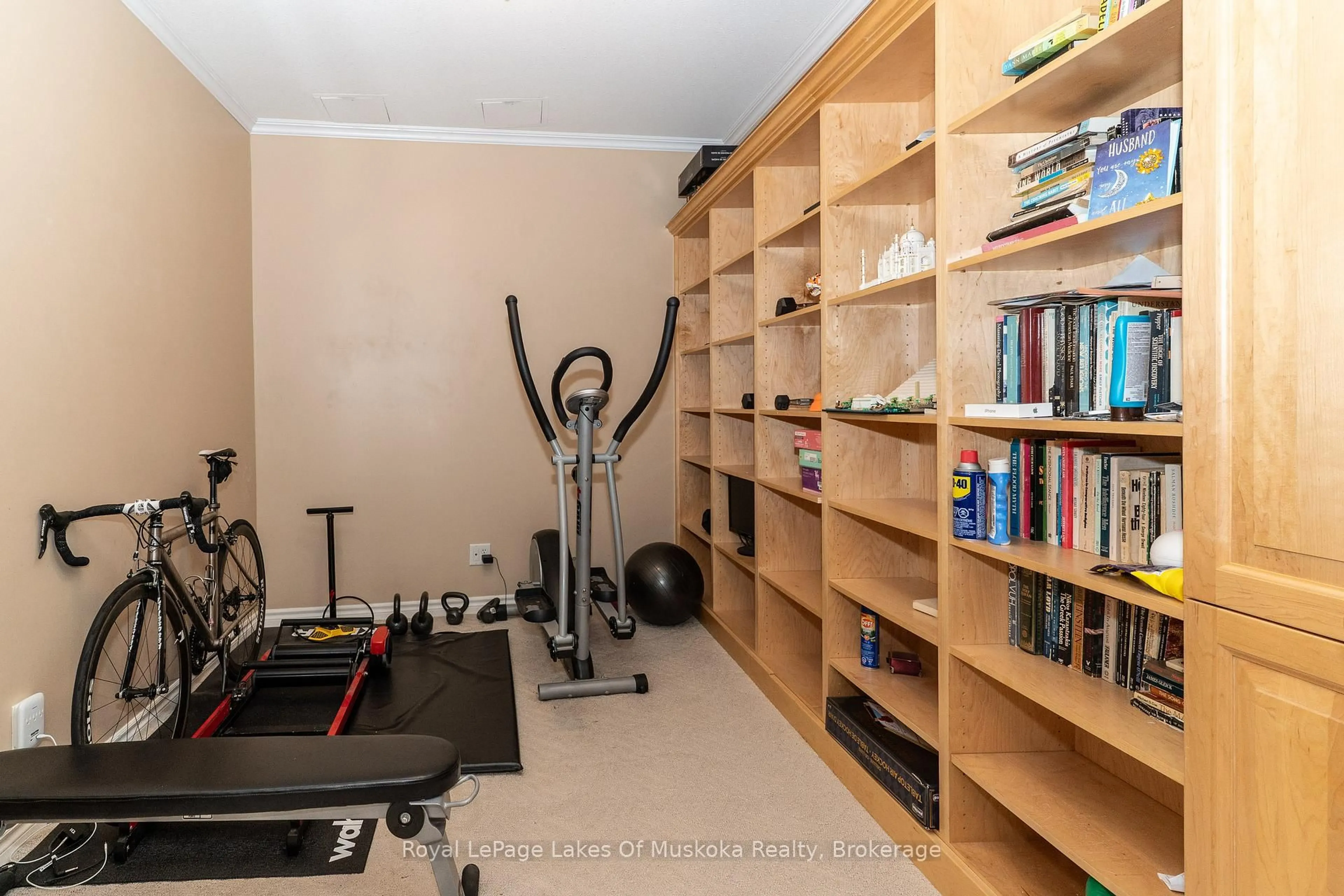 Gym or fitness room for 24 Ontario St #403, Bracebridge Ontario P1L 2H5