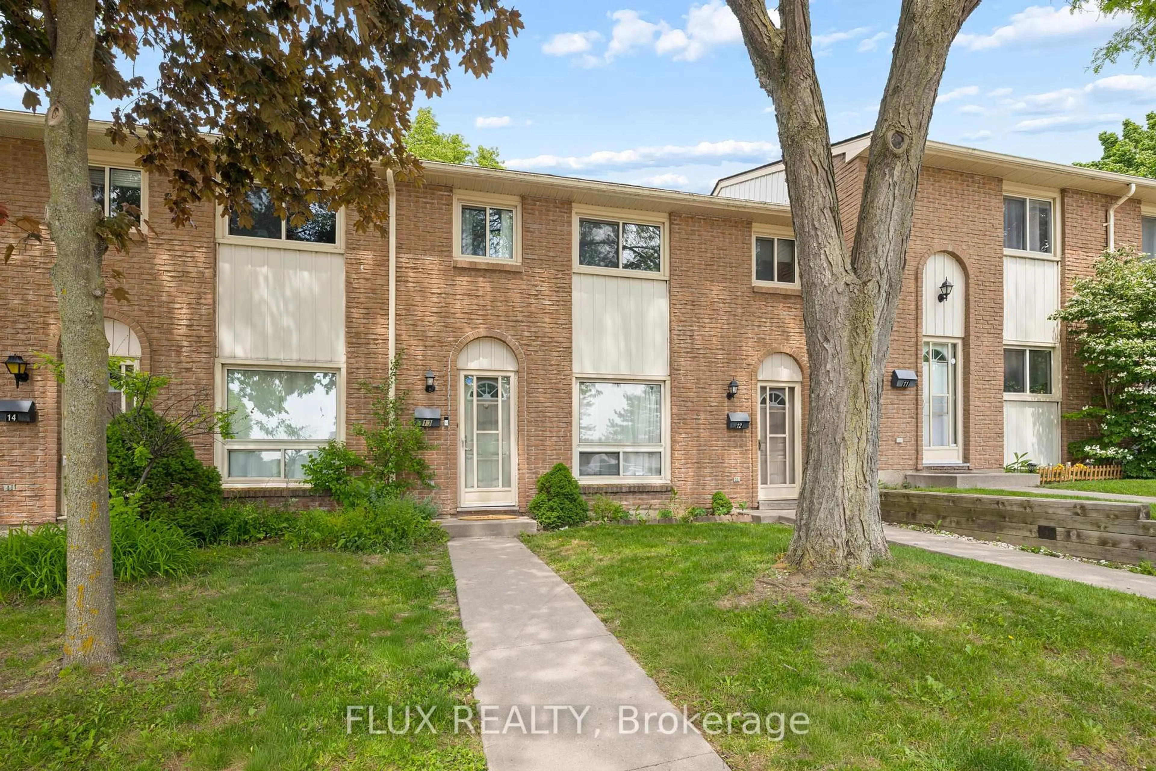 Unknown for 165 Green Valley Dr #13, Kitchener Ontario N2P 1K3