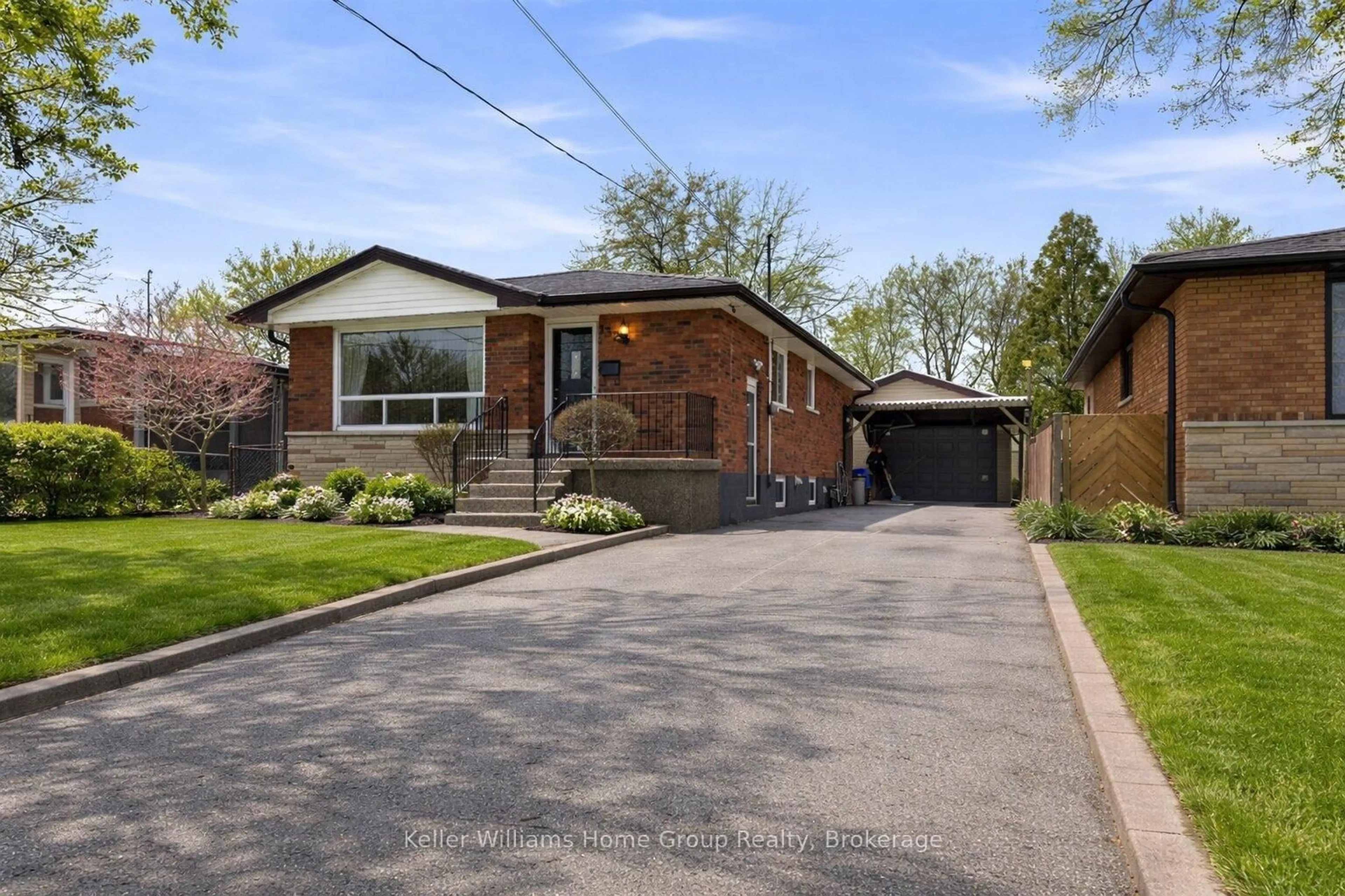 Home with brick exterior material, street for 132 June St, Hamilton Ontario L9A 2R9