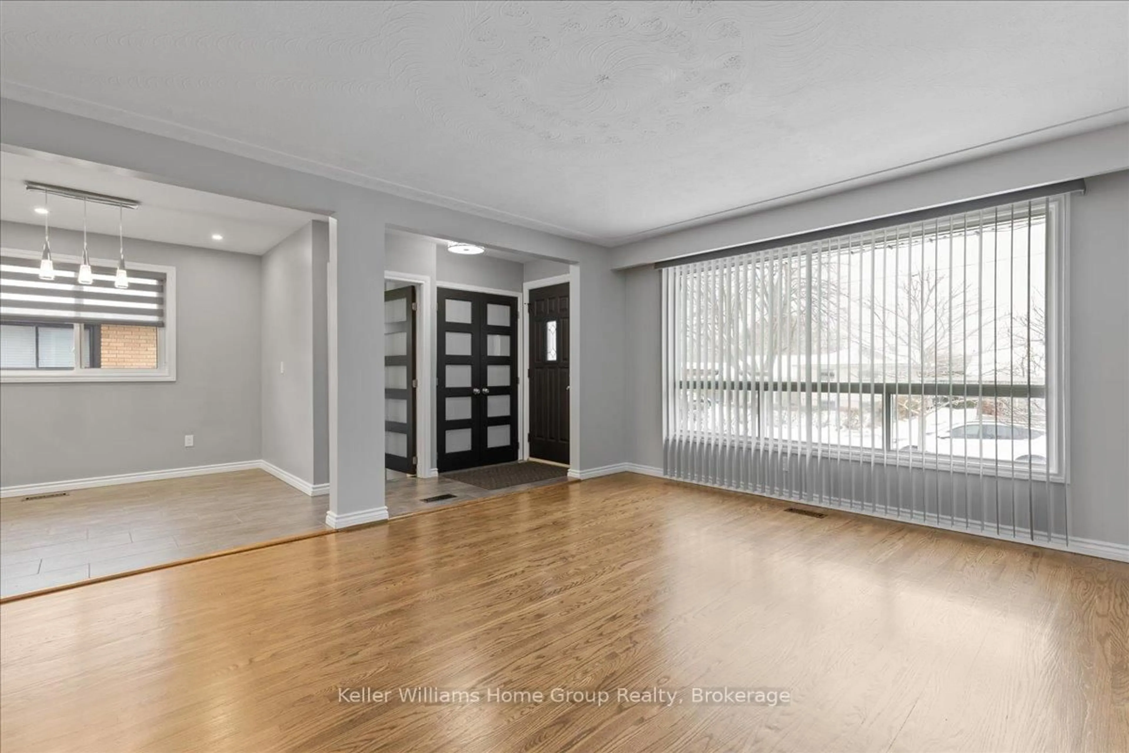 Unknown for 132 June St, Hamilton Ontario L9A 2R9