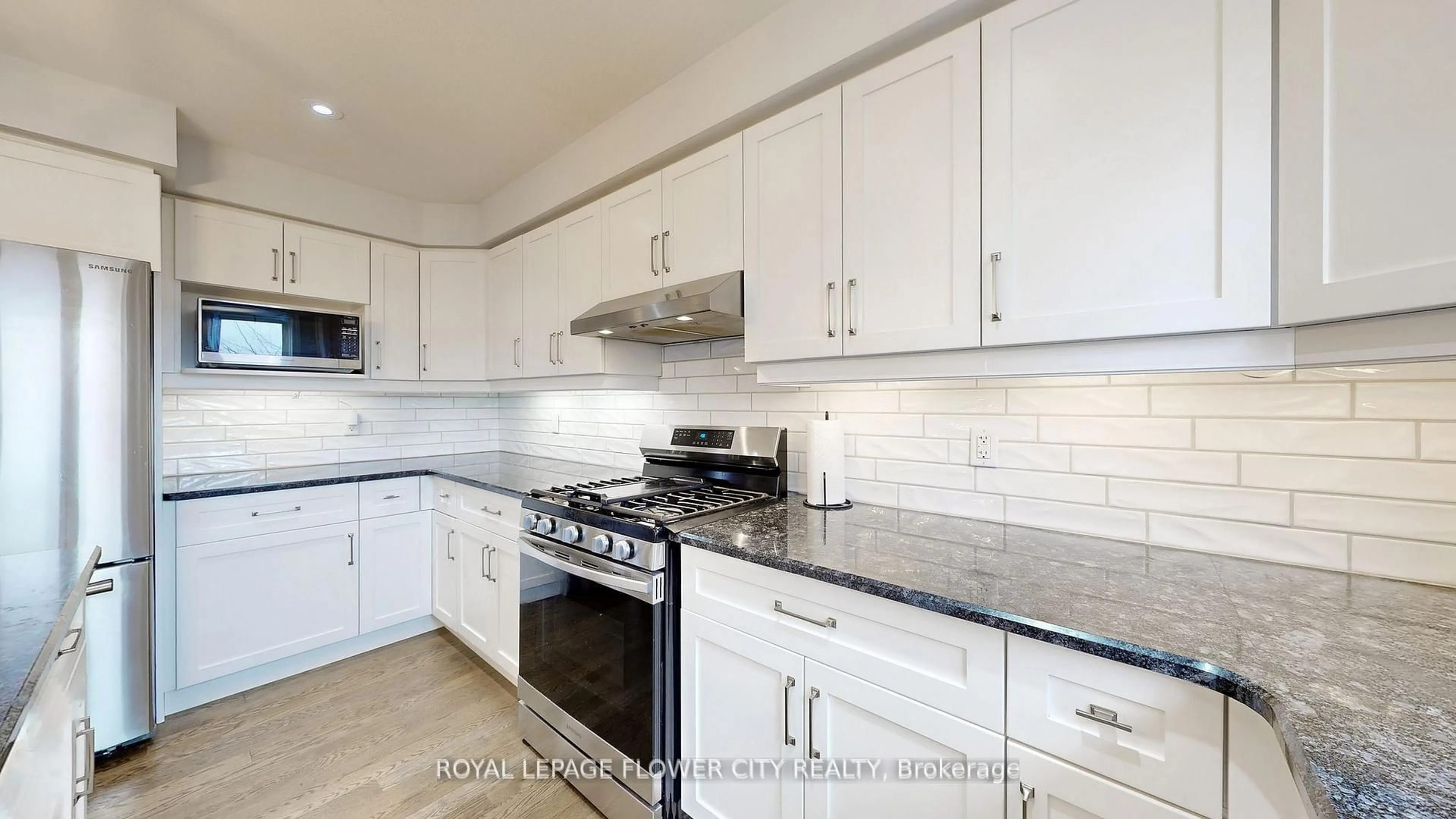 Standard kitchen, ceramic/tile floor for 66 Eastview Rd #26, Guelph Ontario N1E 0N1