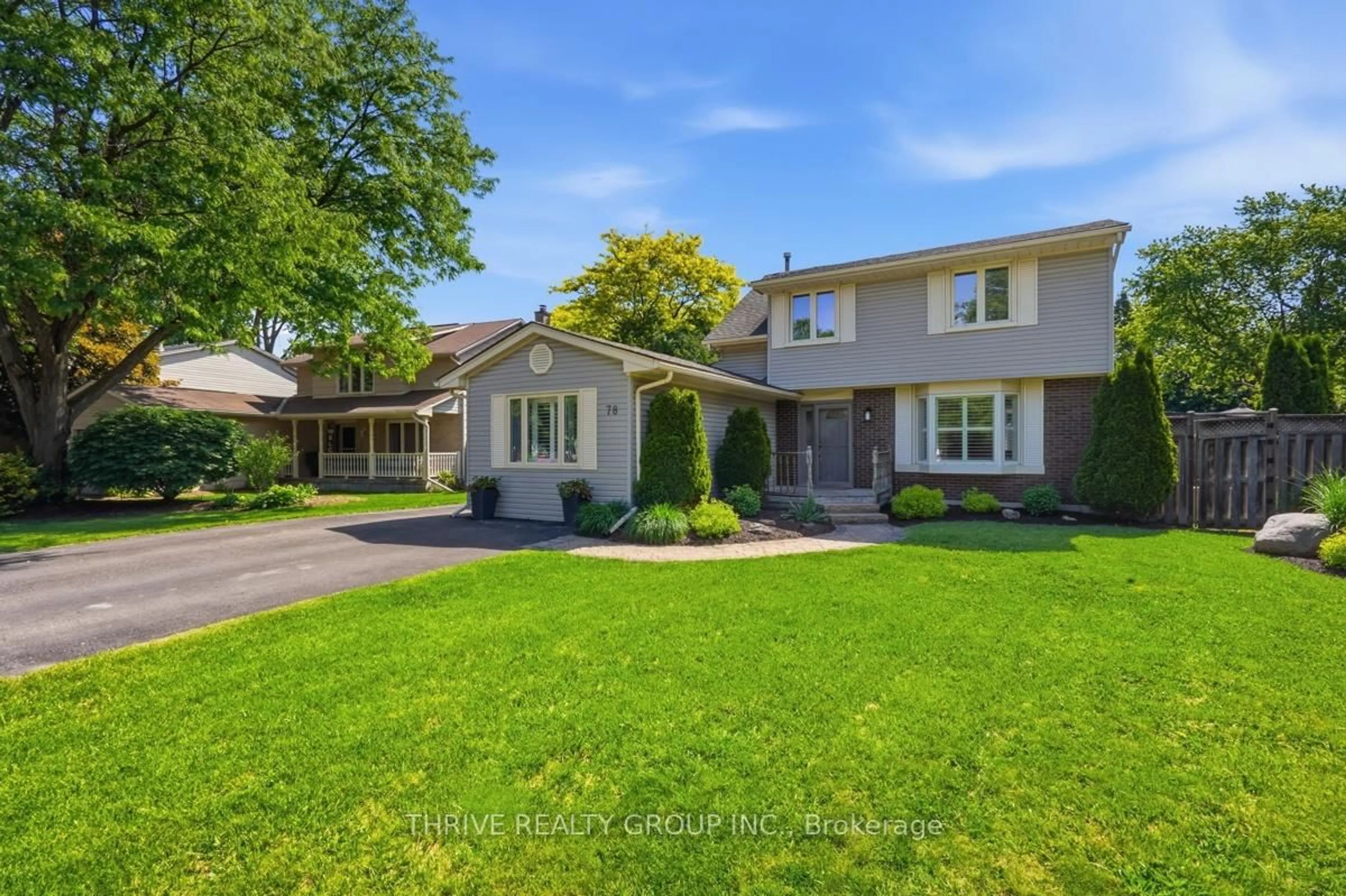 A pic from outside/outdoor area/front of a property/back of a property/a pic from drone, street for 78 Monmore Rd, London North Ontario N6G 2W6