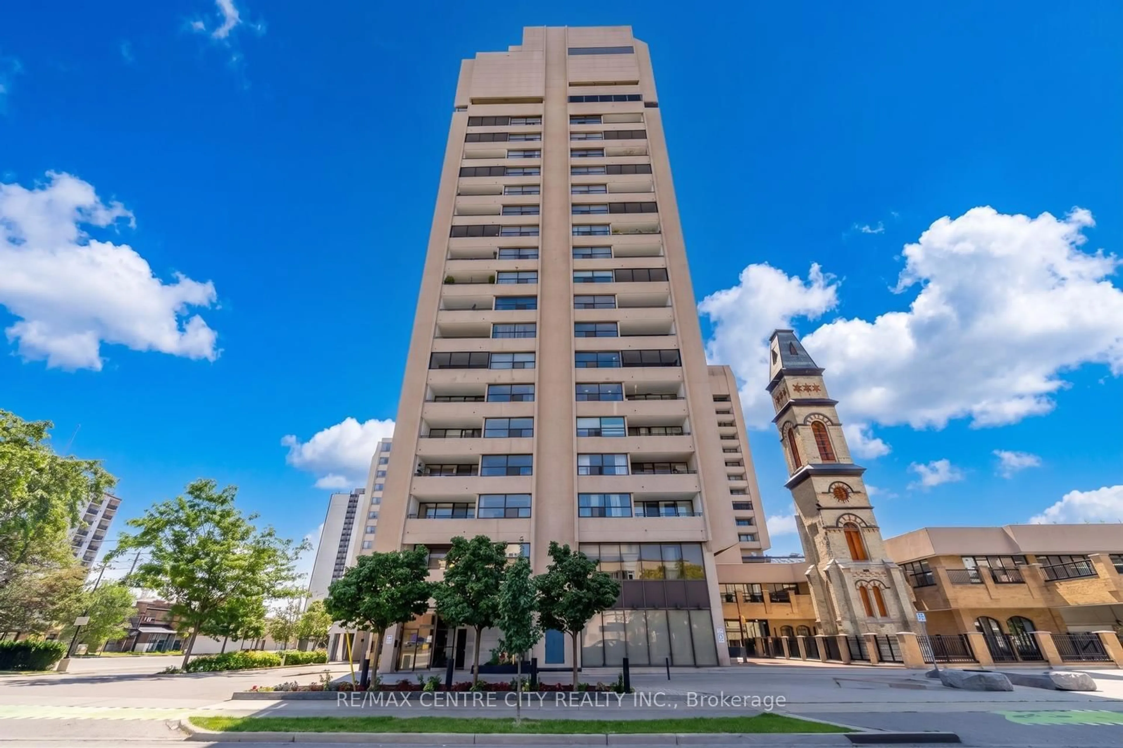 Unknown for 389 Dundas St #901, London East Ontario N6B 3L5