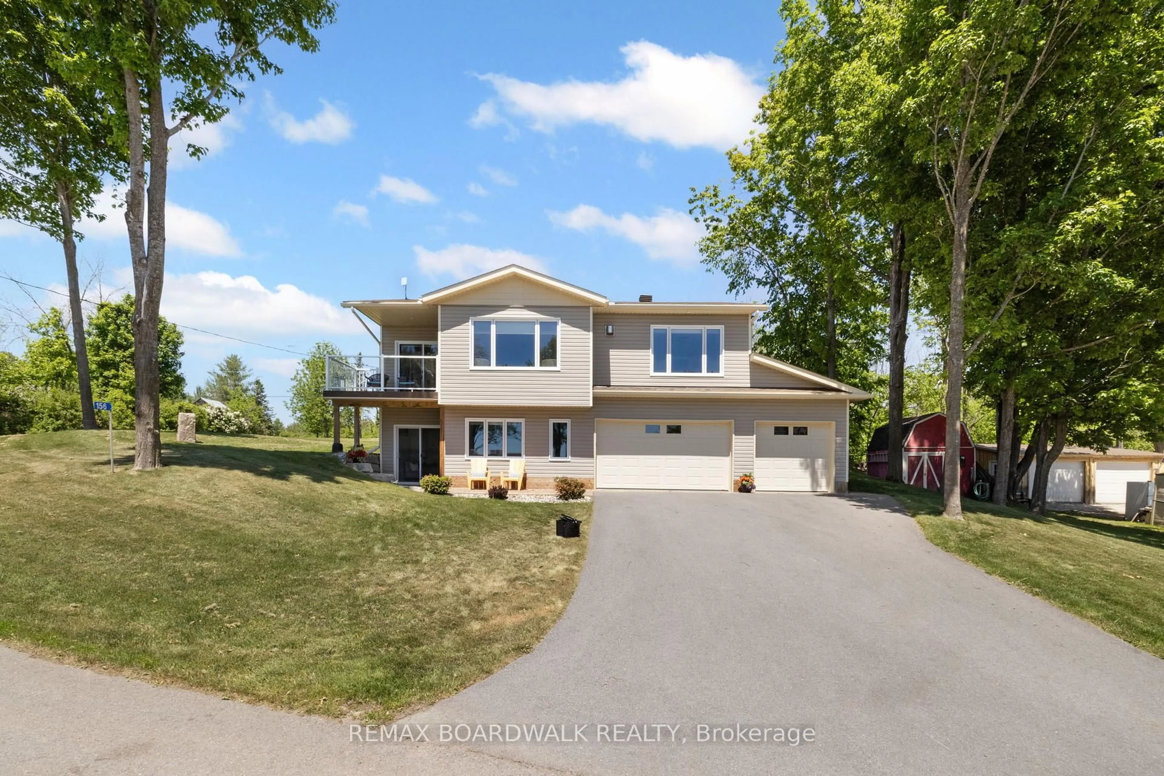 Home with vinyl exterior material, street for 156 Dunlop Cres, Carleton Place Ontario K7C 4K8