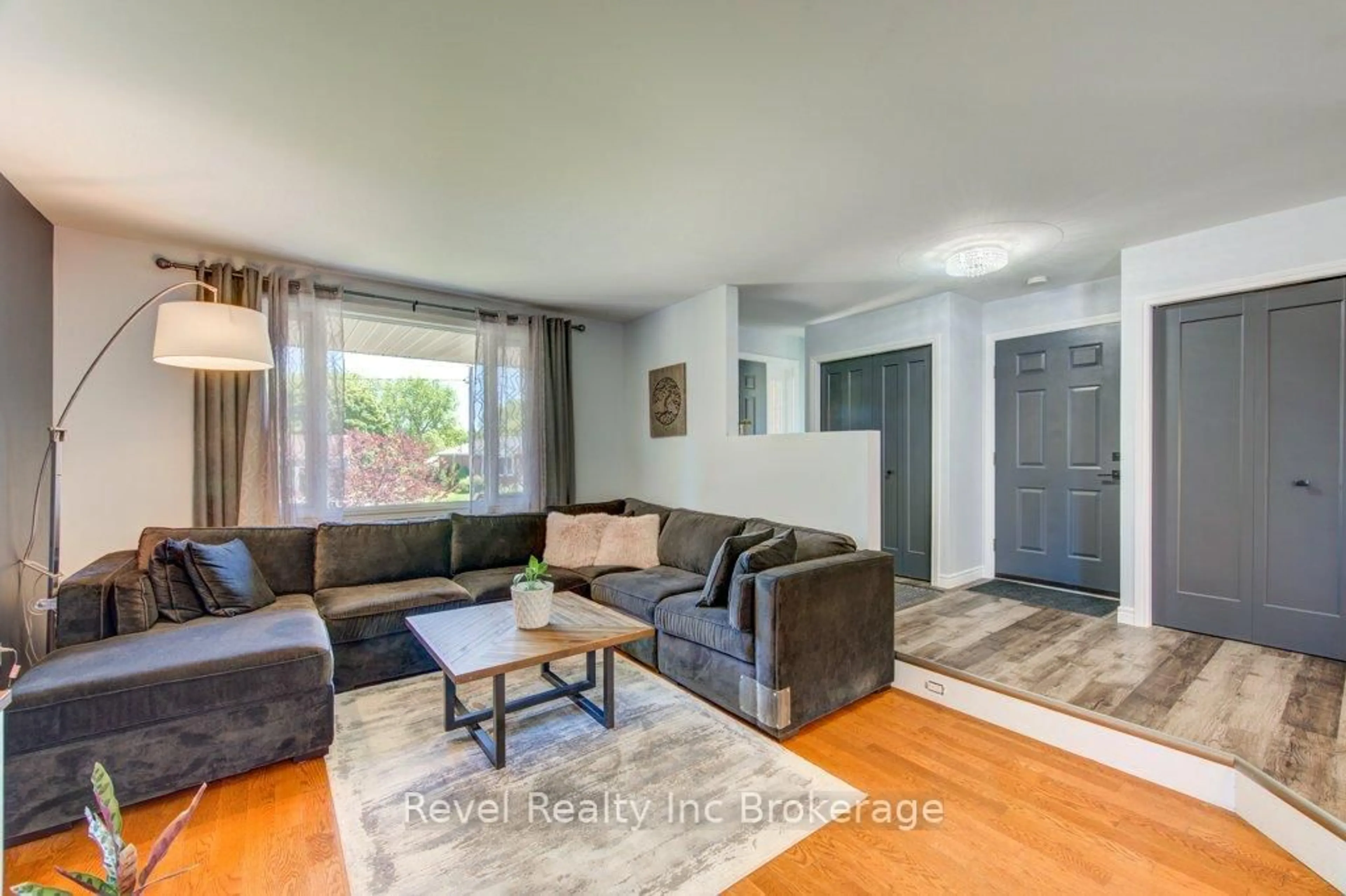 Living room with furniture, unknown for 355 Oxford Ave, Ingersoll Ontario N5C 3H5
