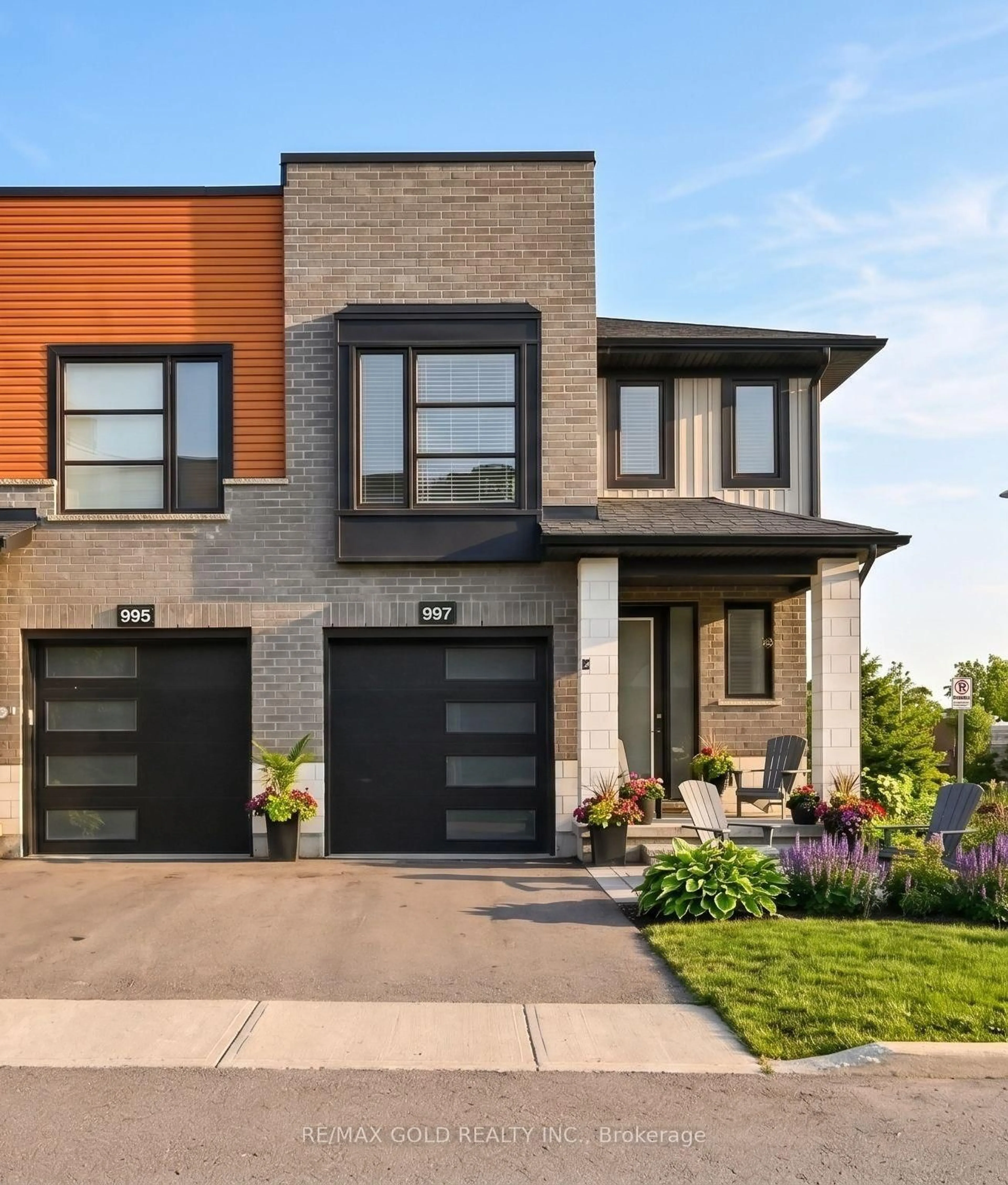 Home with brick exterior material, street for 997 West Village Sq #997, London North Ontario N6H 0J7