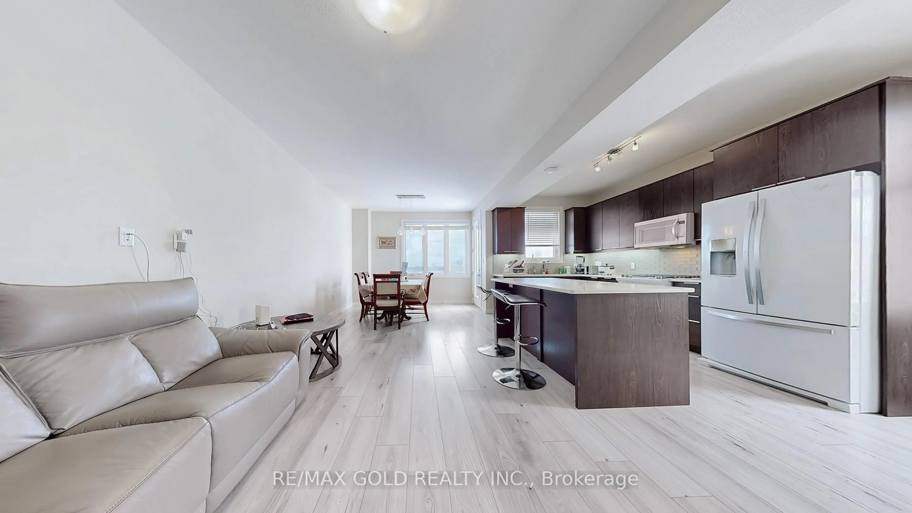 Open concept kitchen, unknown for 997 West Village Sq #997, London North Ontario N6H 0J7