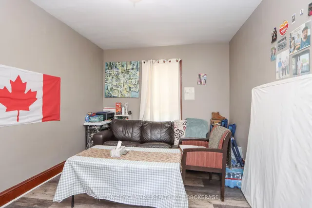 257 Oak St, Greater Sudbury 3