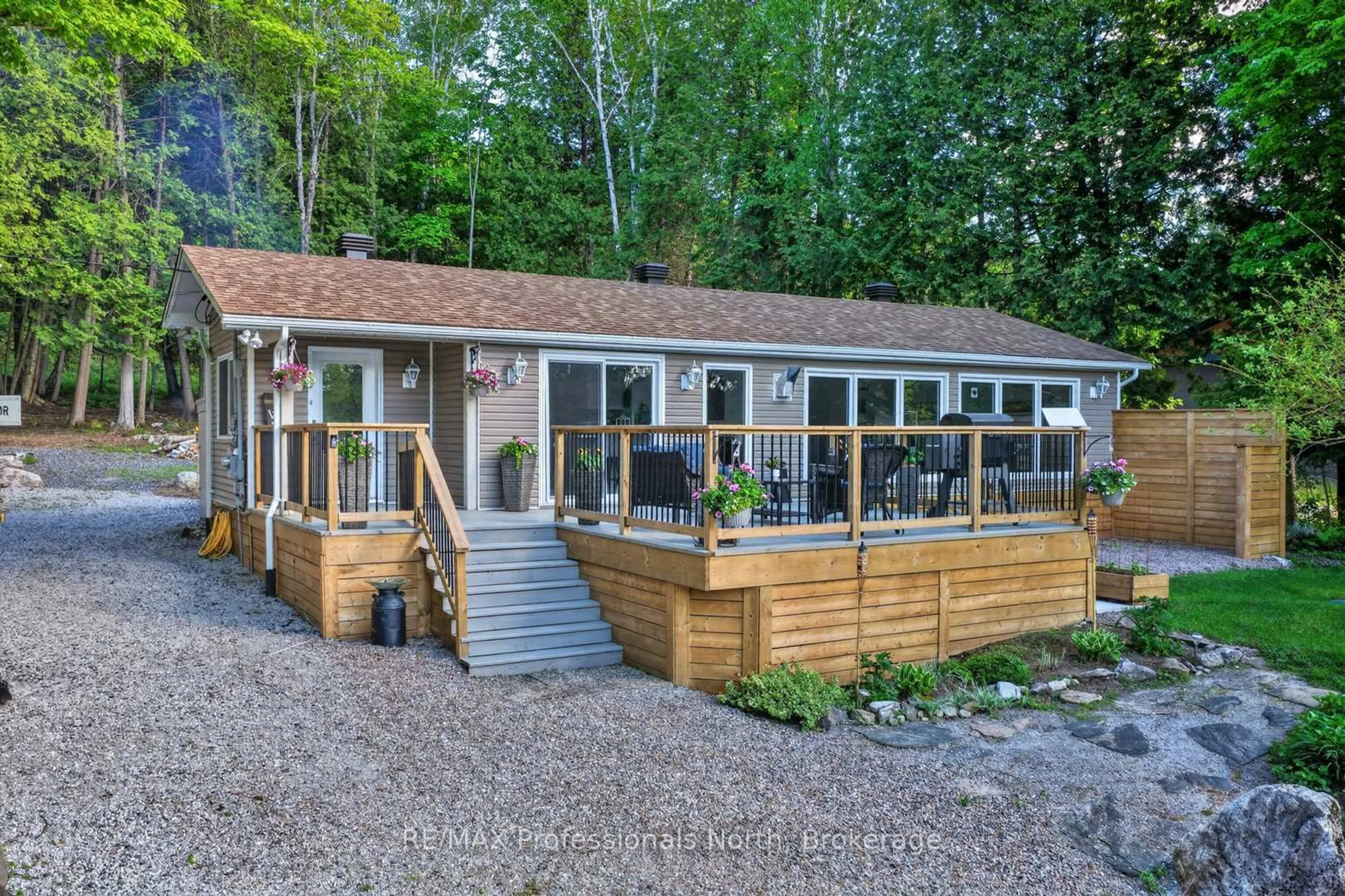 Unknown for 1086 Providence Dr, Algonquin Highlands Ontario K0M 1S0