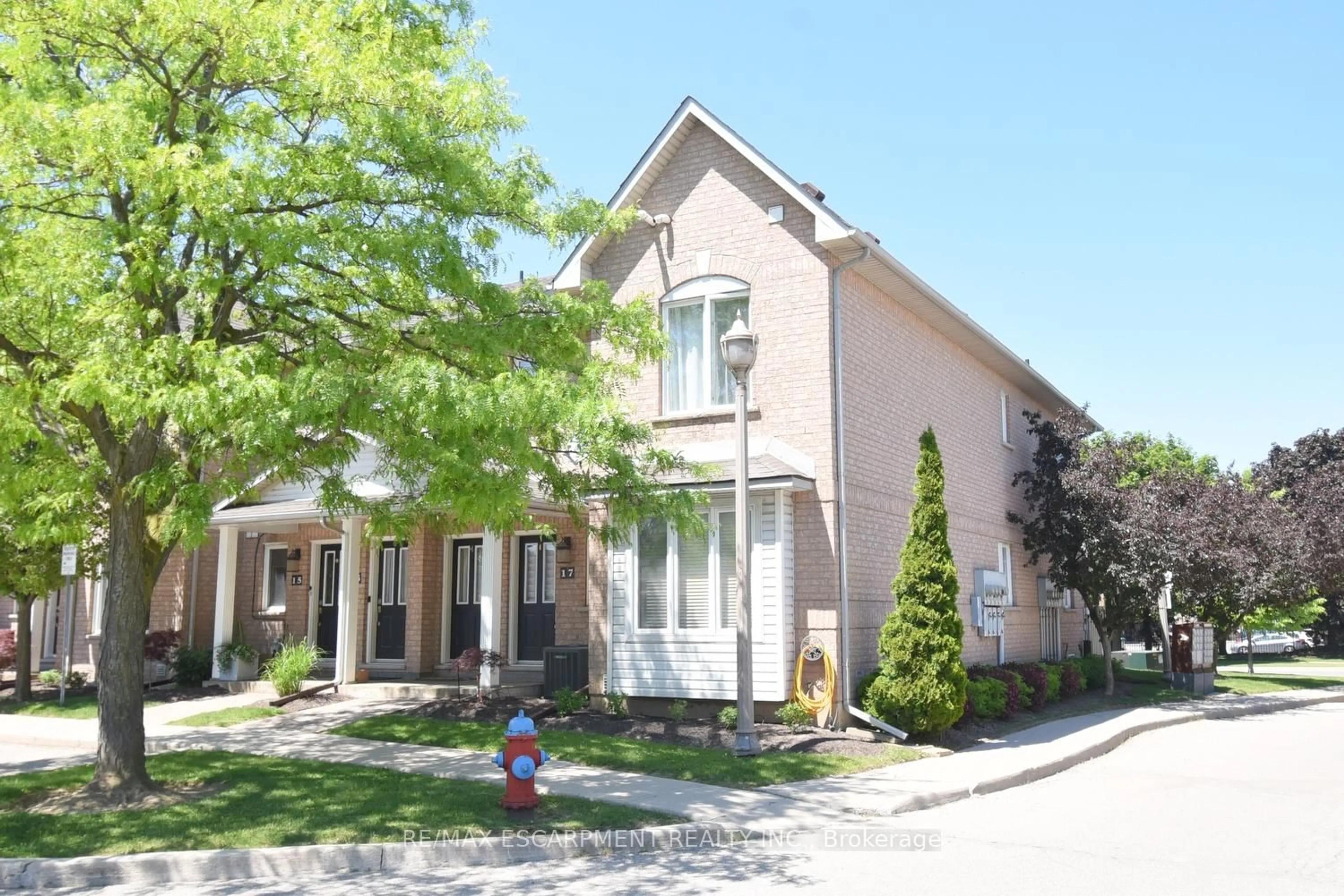 Unknown for 2 Harbour Dr #17, Hamilton Ontario L8E 6B1