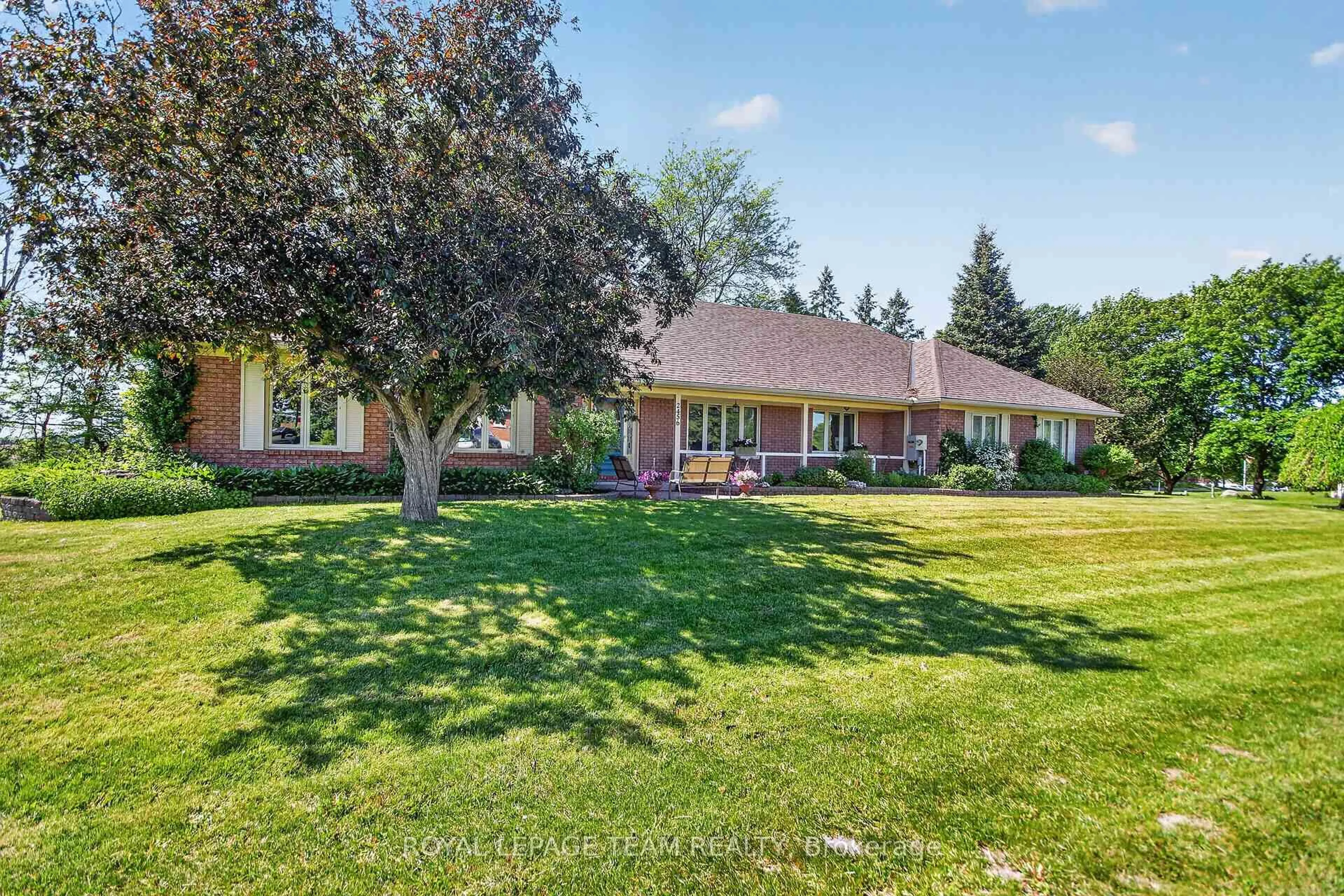 A pic from outside/outdoor area/front of a property/back of a property/a pic from drone, unknown for 2456 Garmil Cres, North Gower Ontario K0A 2T0