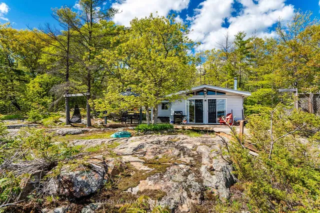 6932 ISLAND 1810 / BONE ISLAND, Georgian Bay 5