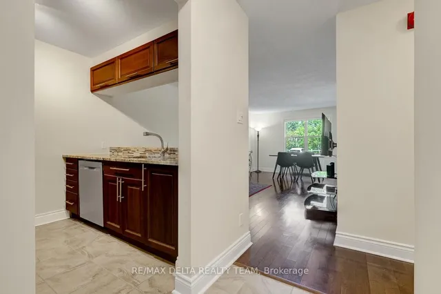 1099 Cadboro Rd #107, Ottawa 5