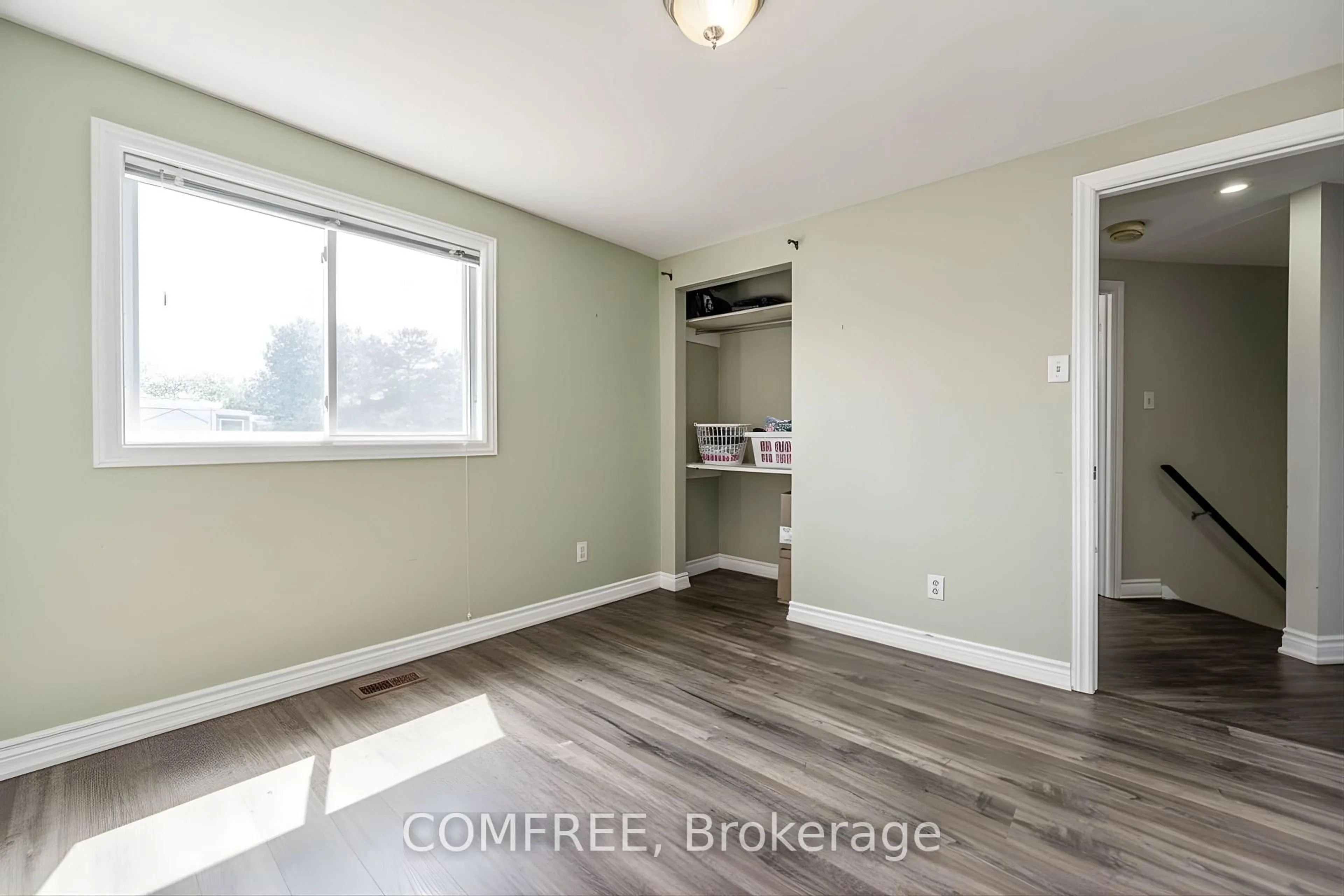 A pic of a room for 60 Elmsdale Dr #26, Kitchener Ontario N2E 2G4