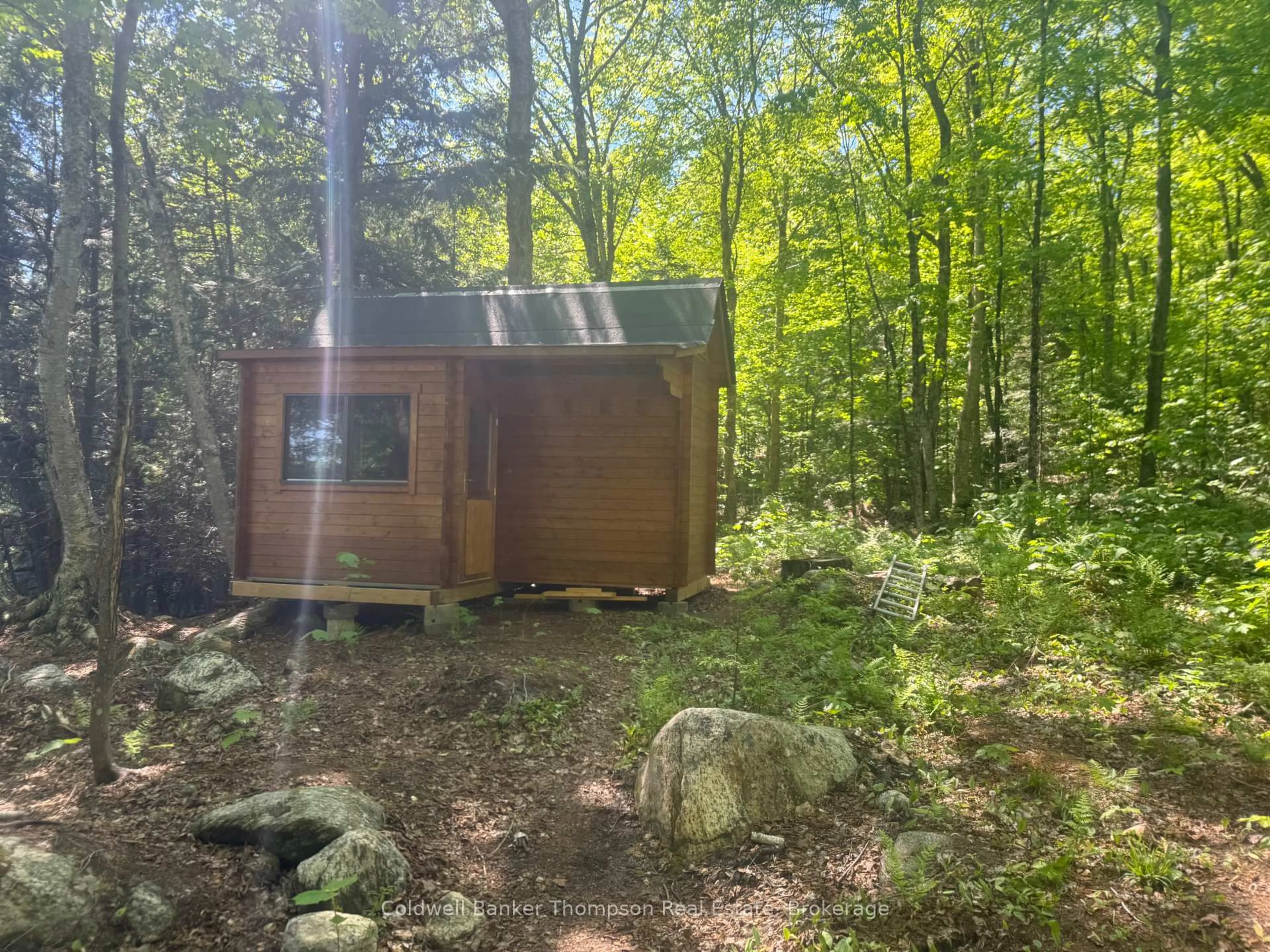Shed for 0 Island Lake, Kearney Ontario P0A 1M0