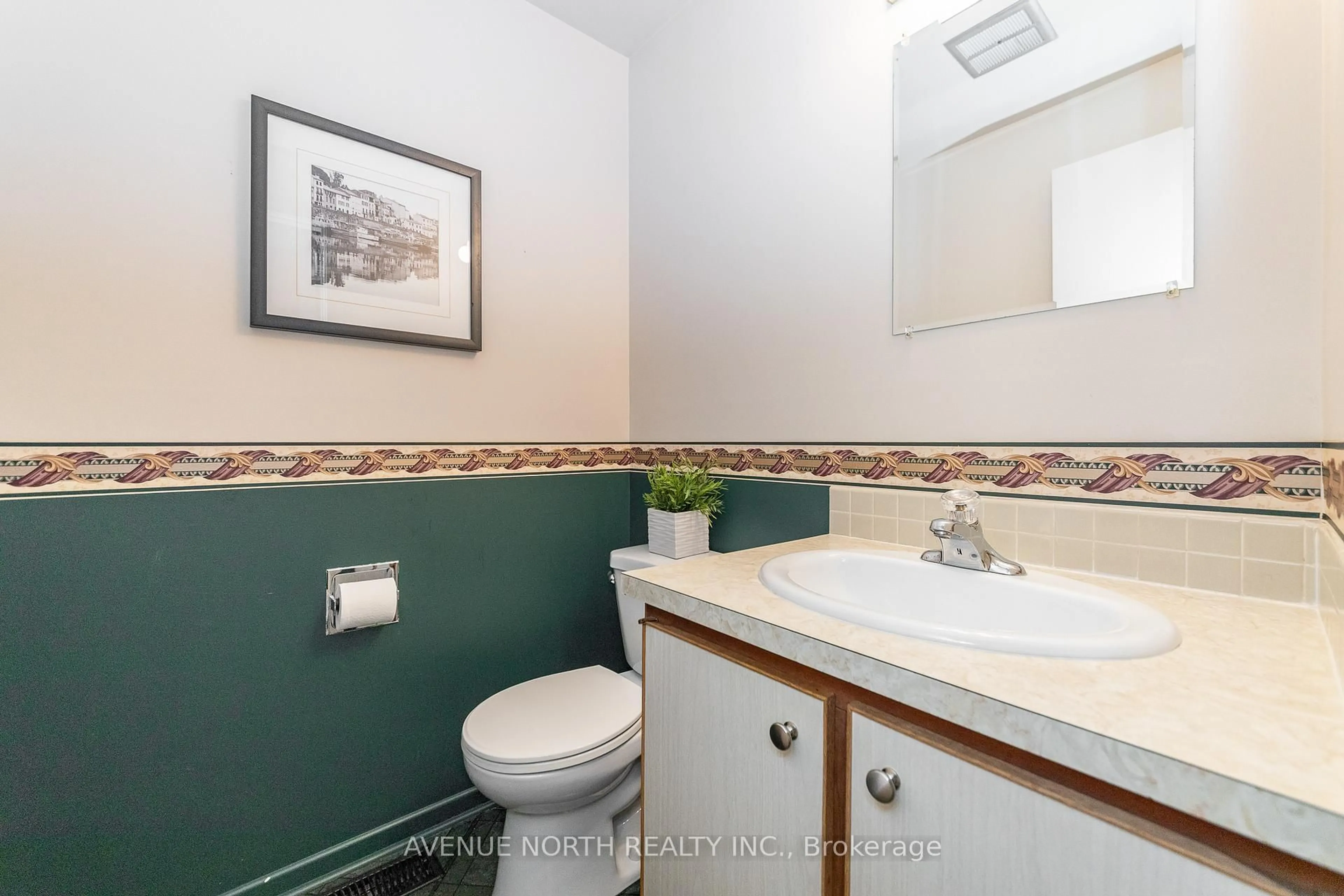 Standard bathroom, ceramic/tile floor for 1897 Stonehenge Cres, Ottawa Ontario K1B 4N7