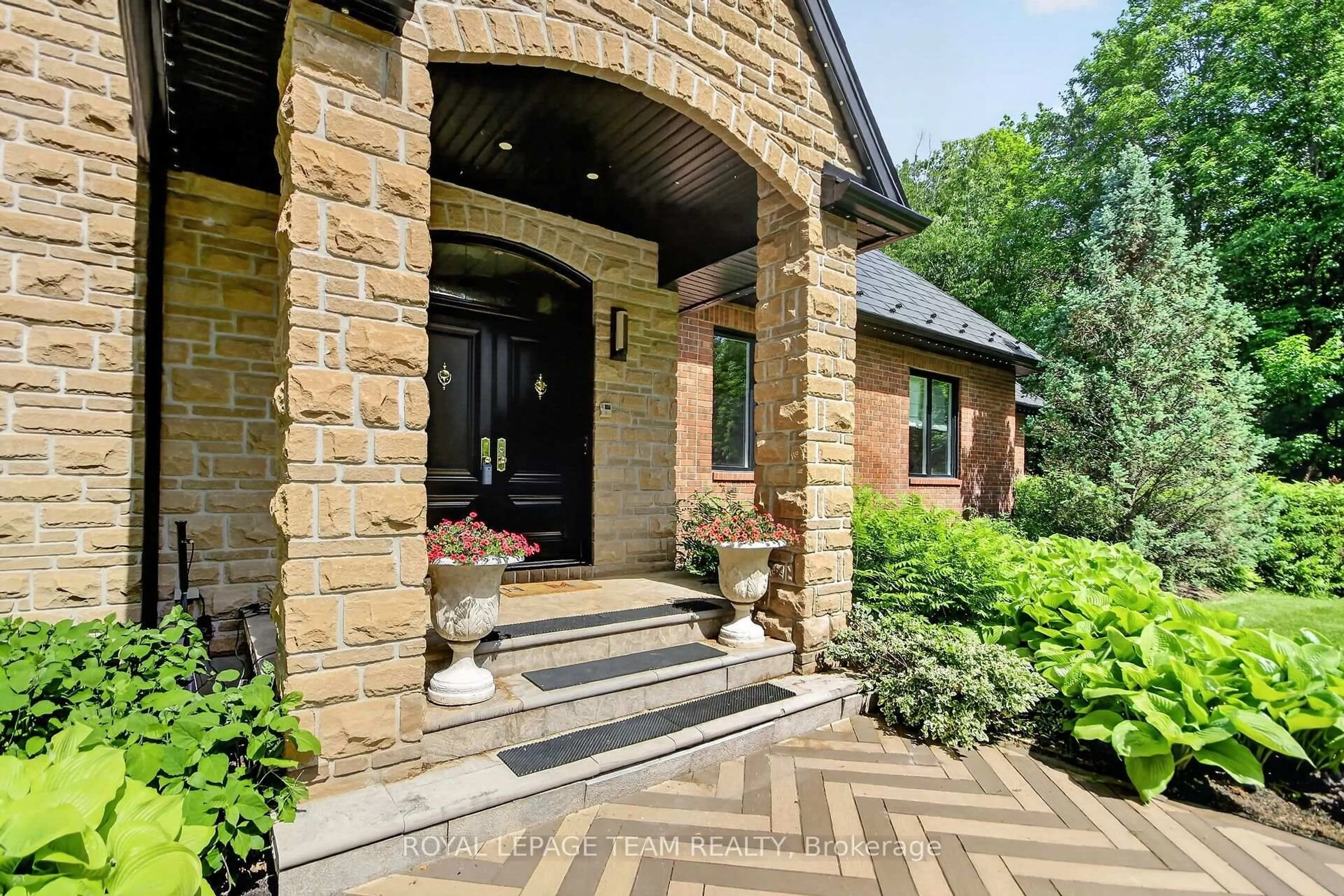 Home with brick exterior material, street for 5849 Queenscourt Cres, Ottawa Ontario K4M 1K3