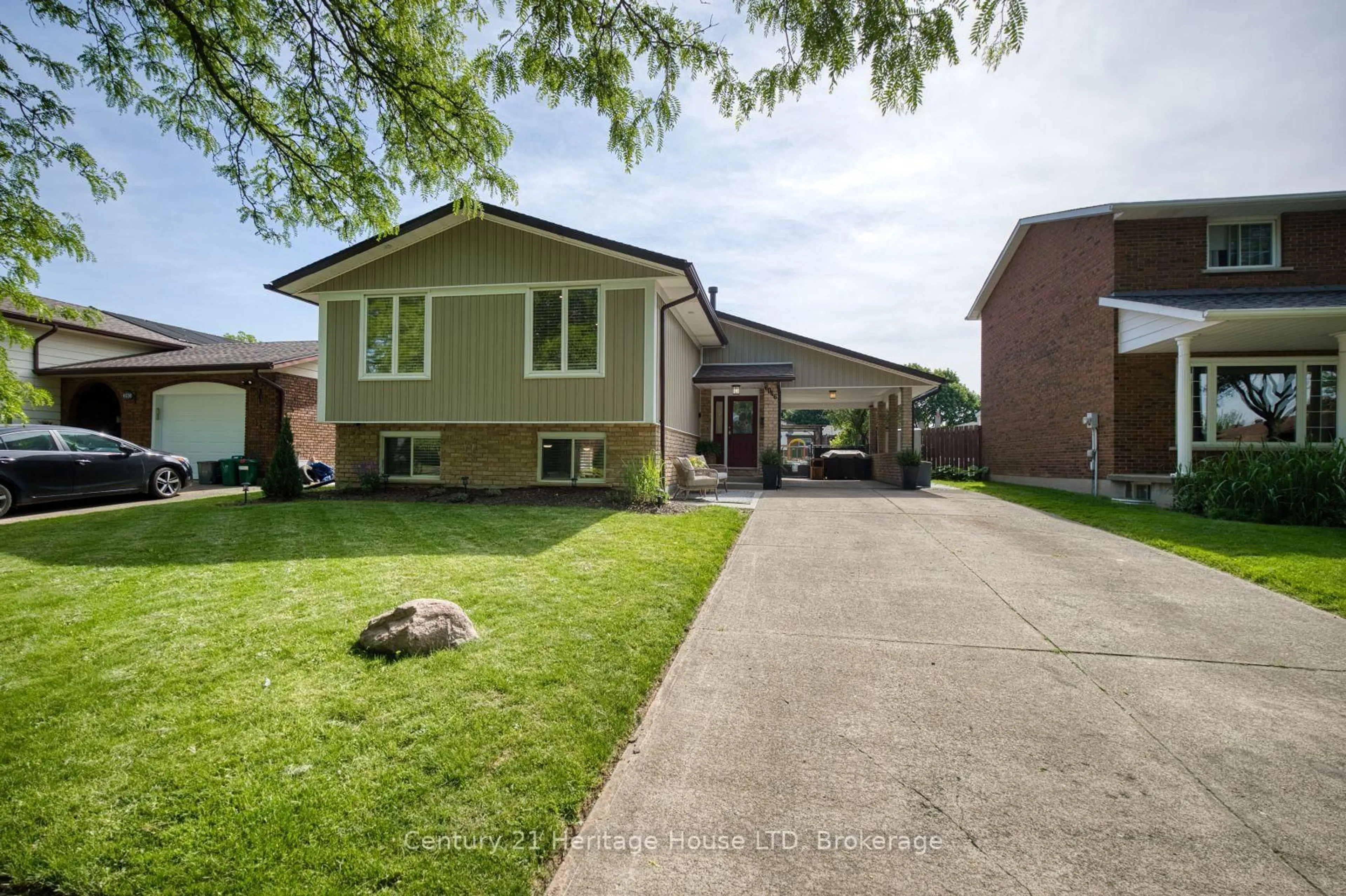 Unknown for 6046 Eldorado Ave, Niagara Falls Ontario L2H 2E7
