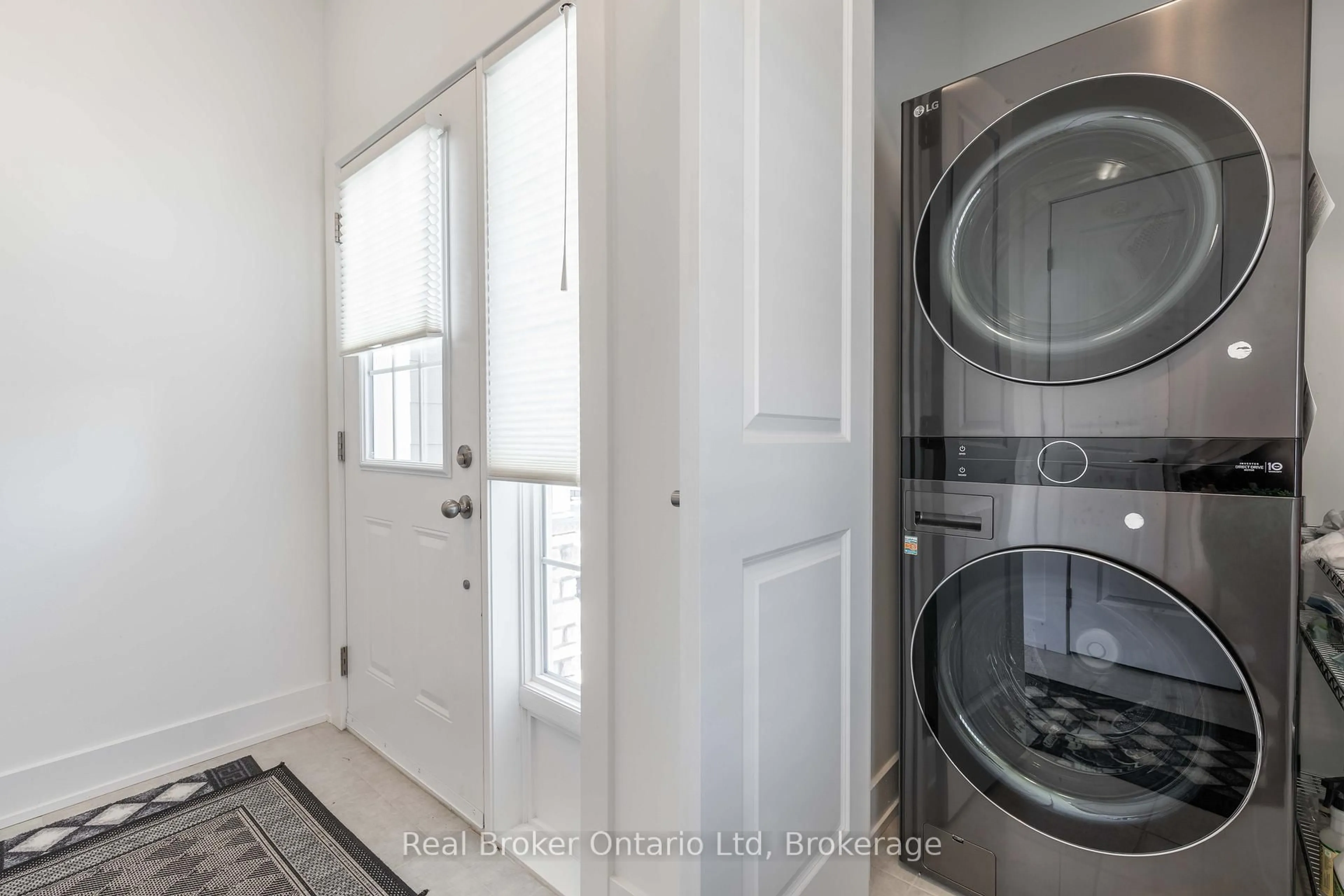 Laundry room for 221 Ironwood Way, Georgian Bluffs Ontario N0H 1S0