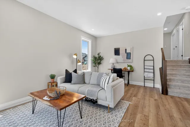 11 Postma Cres, North Middlesex 4