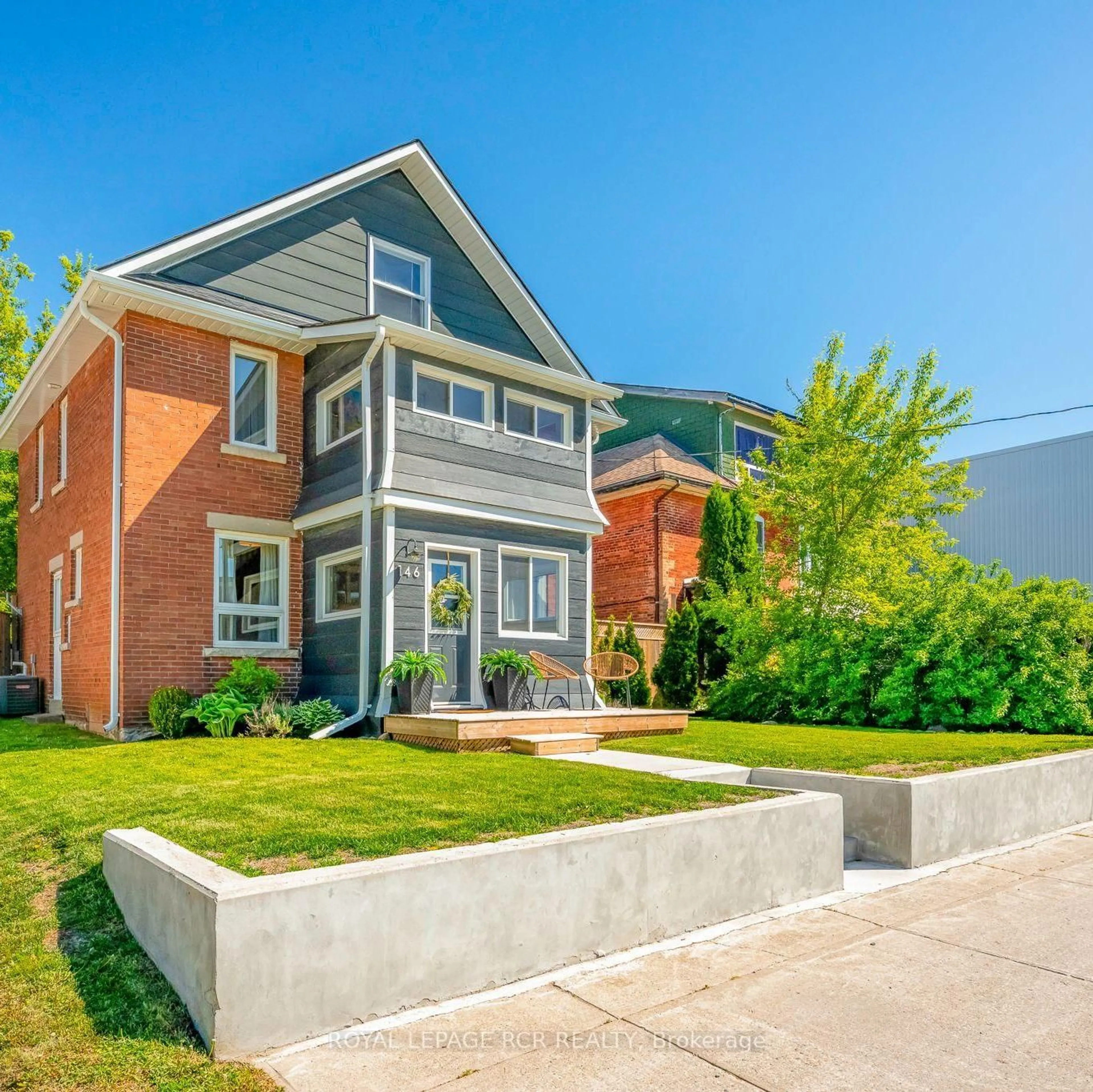 Home with brick exterior material, street for 146 Main St, Shelburne Ontario L9V 2X8