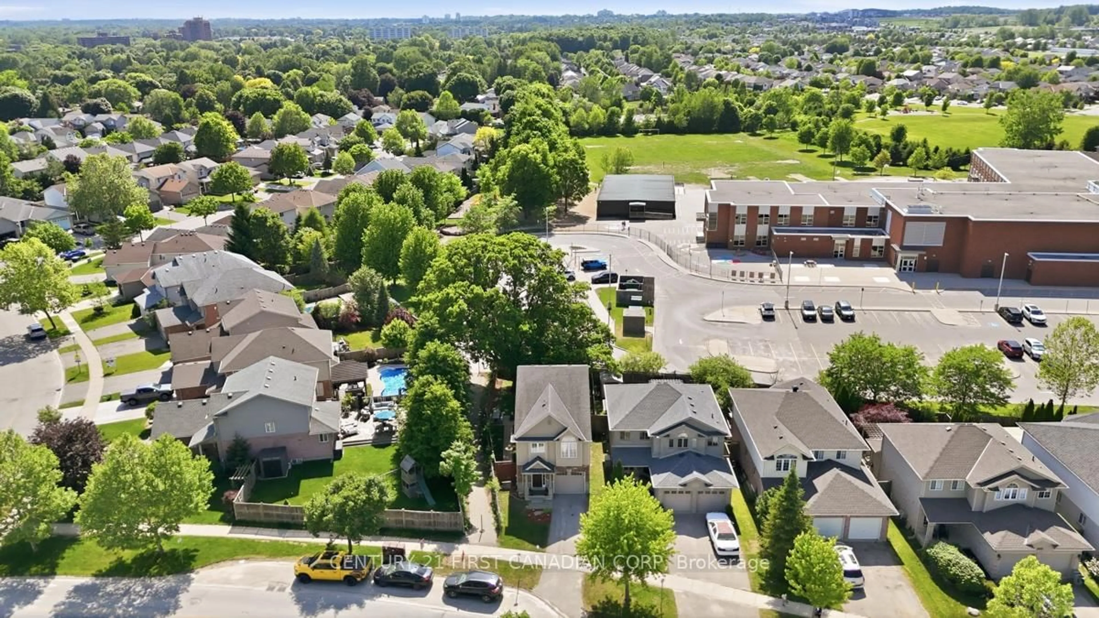 A pic from outside/outdoor area/front of a property/back of a property/a pic from drone, unknown for 1701 Stackhouse Ave, London North Ontario N5X 4H9