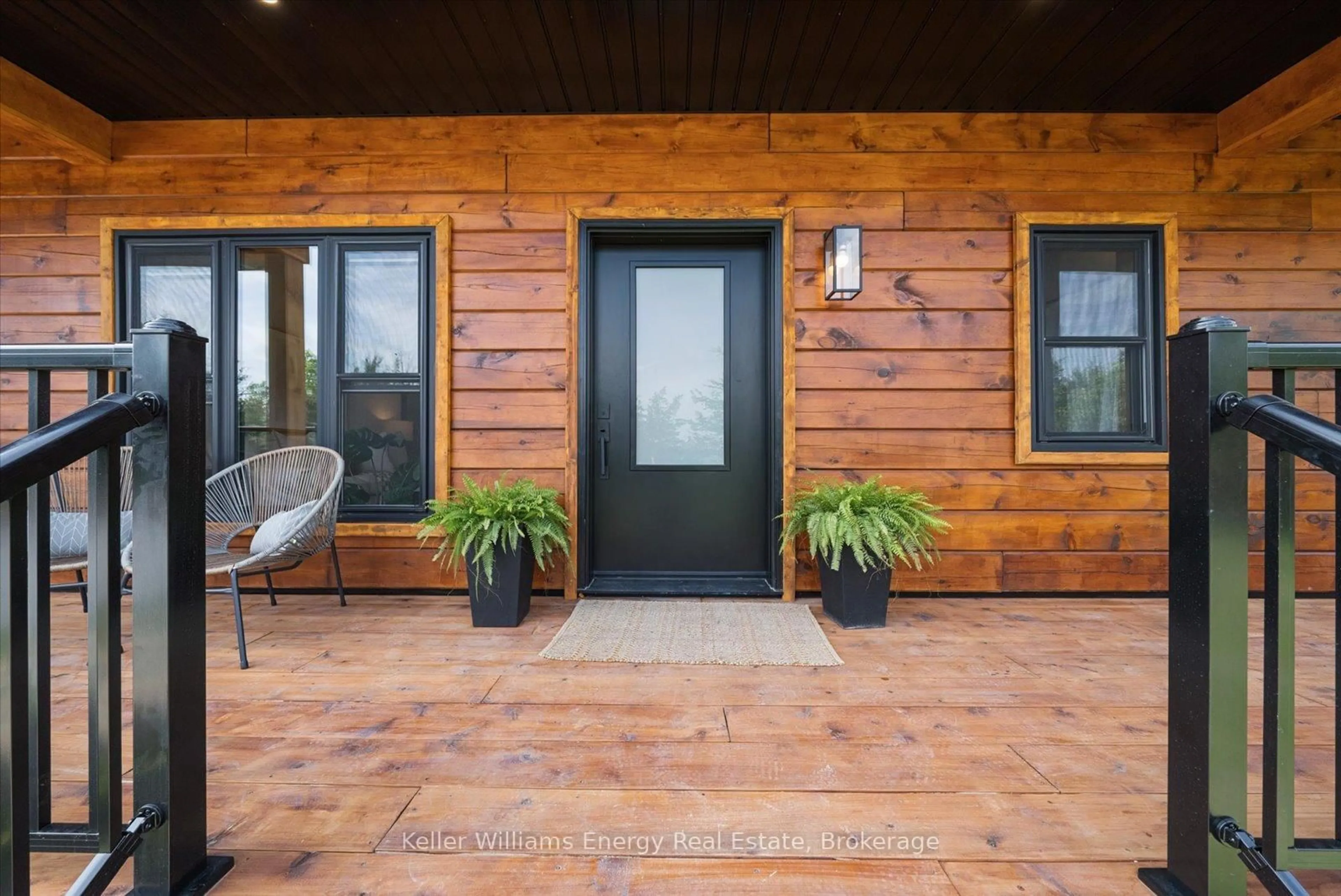 Indoor entryway for 3374 10th Line East, Trent Hills Ontario K0L 1L0
