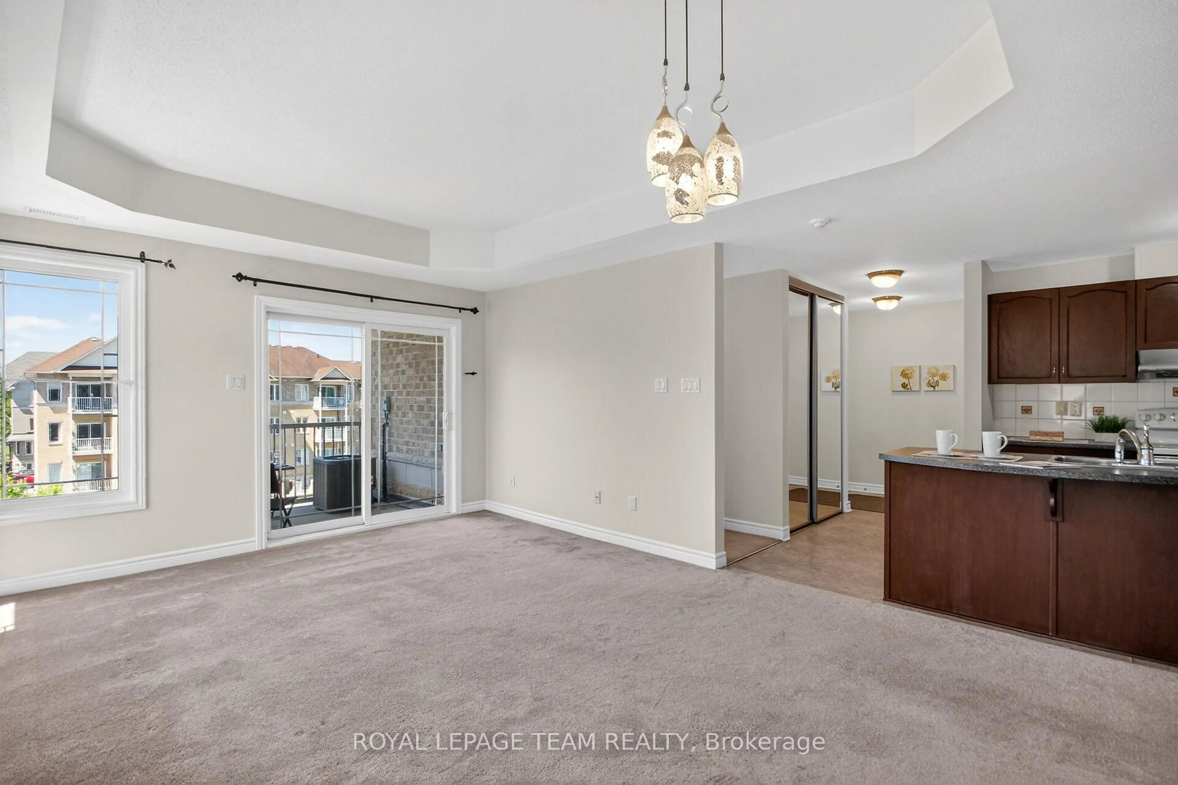 A pic of a room for 176 Paseo Private #7, Ottawa Ontario K2G 4N7