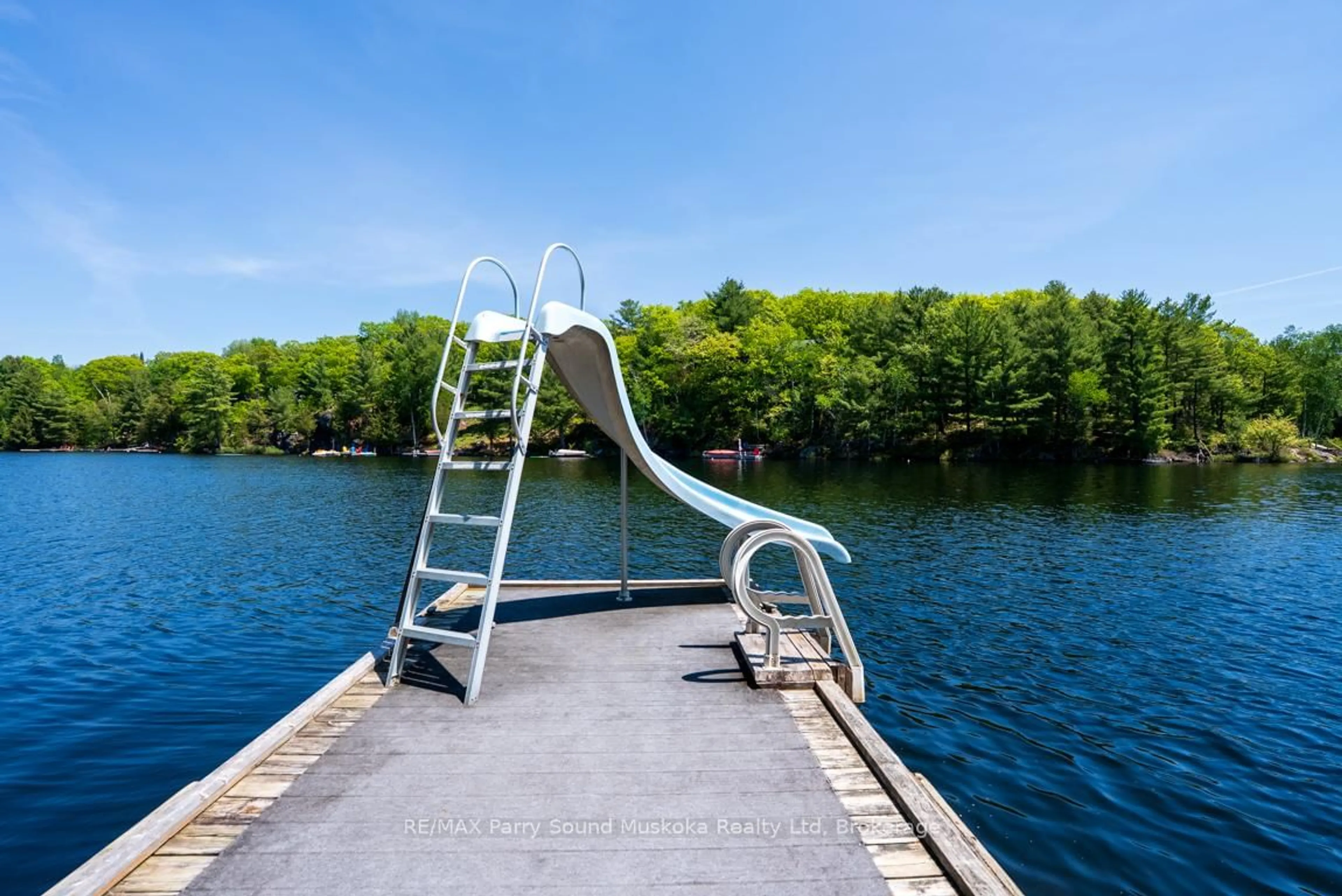Stairs for 31 Beaver Tr, McDougall Ontario P2A 2W7