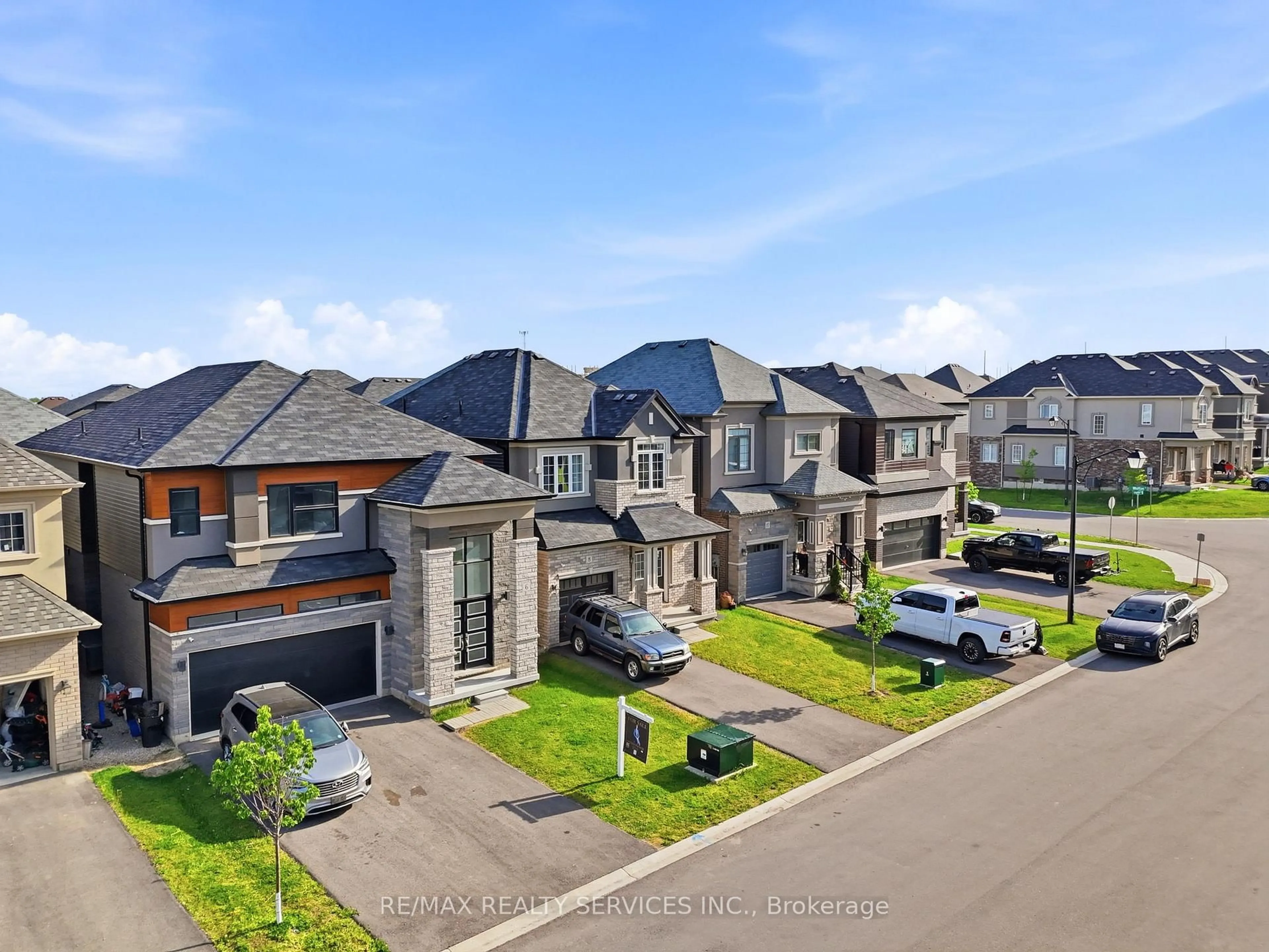 A pic from outside/outdoor area/front of a property/back of a property/a pic from drone, street for 6 George Brier Dr, Brant Ontario N3L 3Z9
