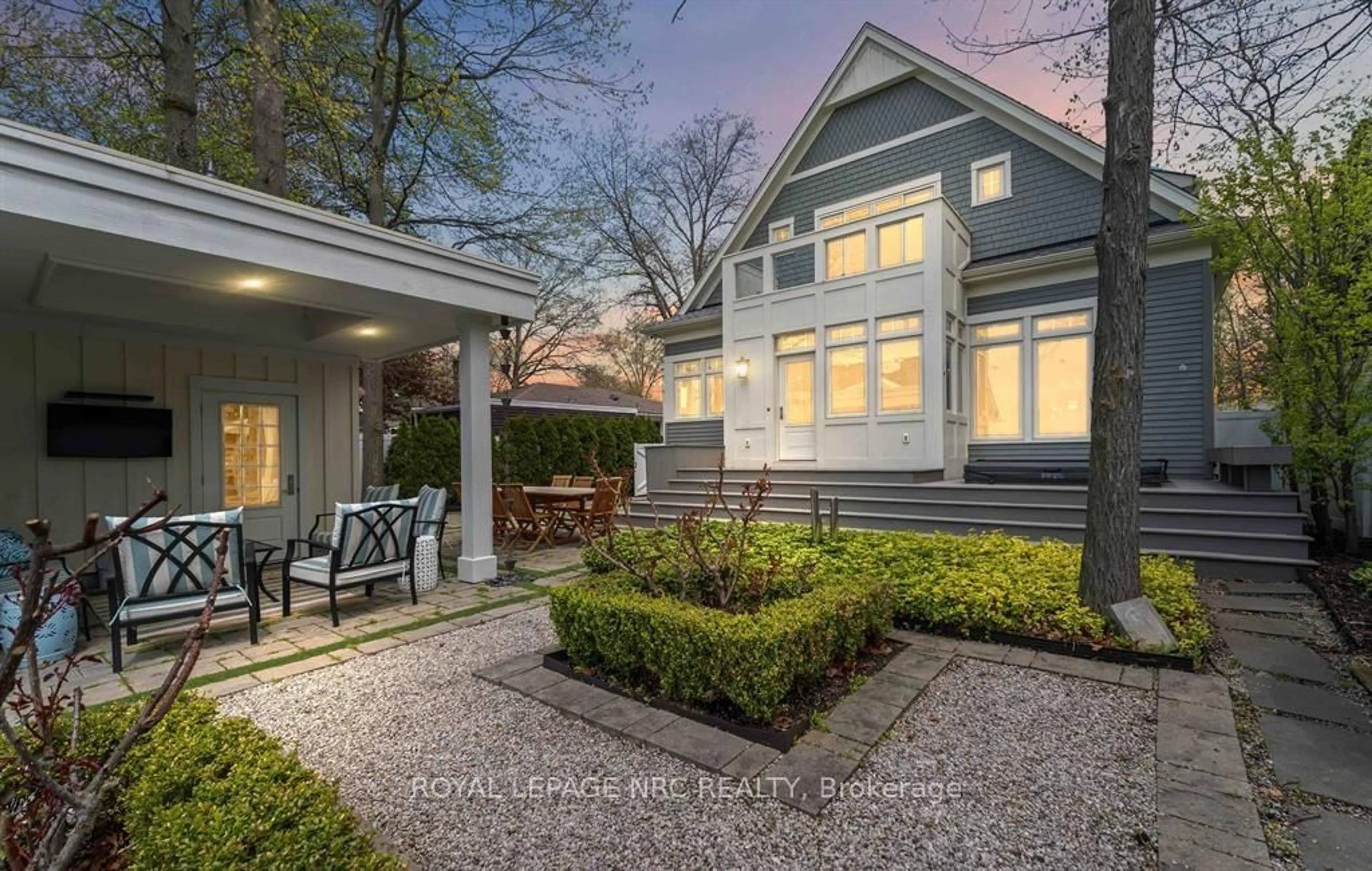 Unknown for 20 Shakespeare Ave, Niagara-on-the-Lake Ontario L0S 1J0