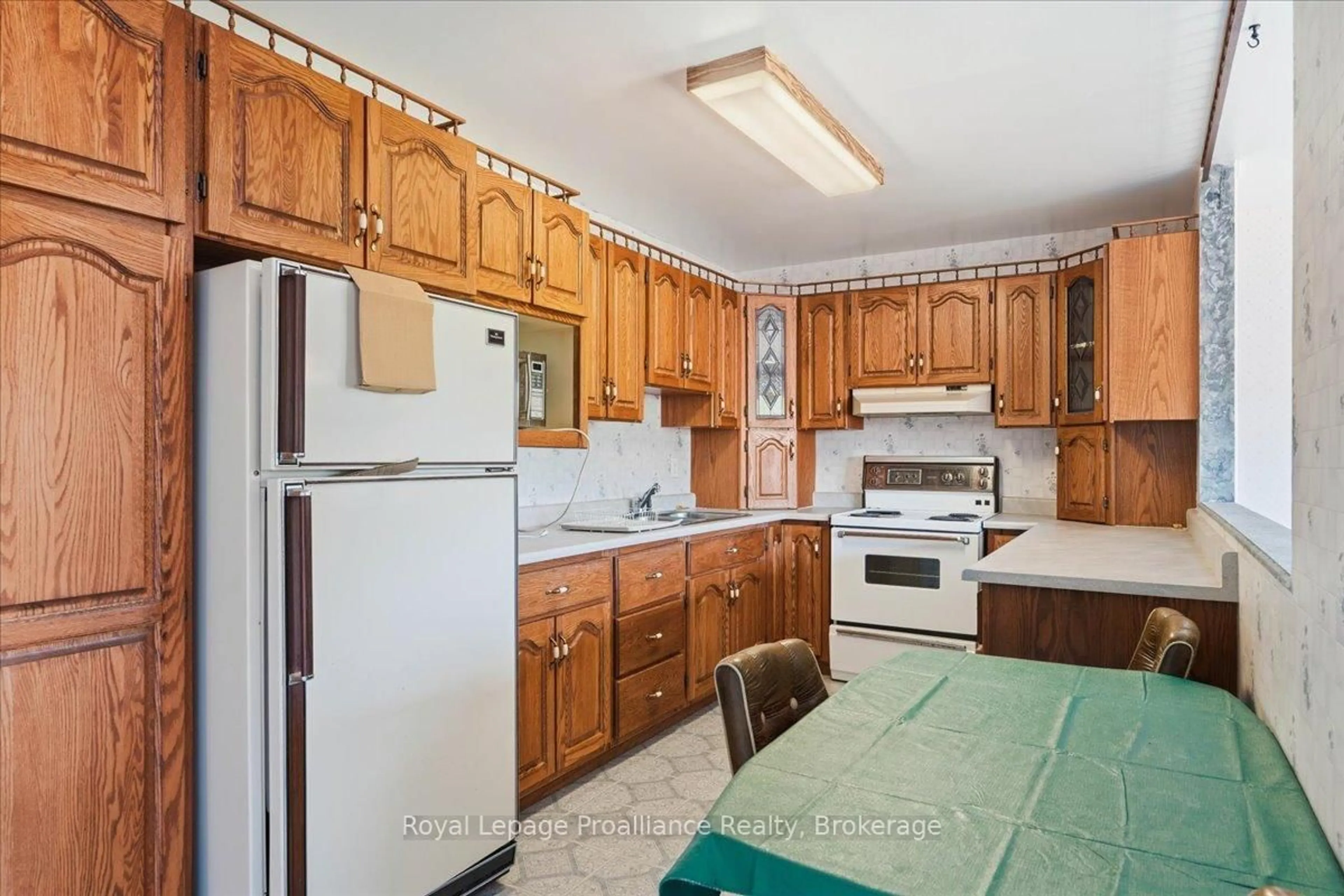 Standard kitchen, unknown for 1401 Vanderwater Rd, Thomasburg Ontario K0K 3H0