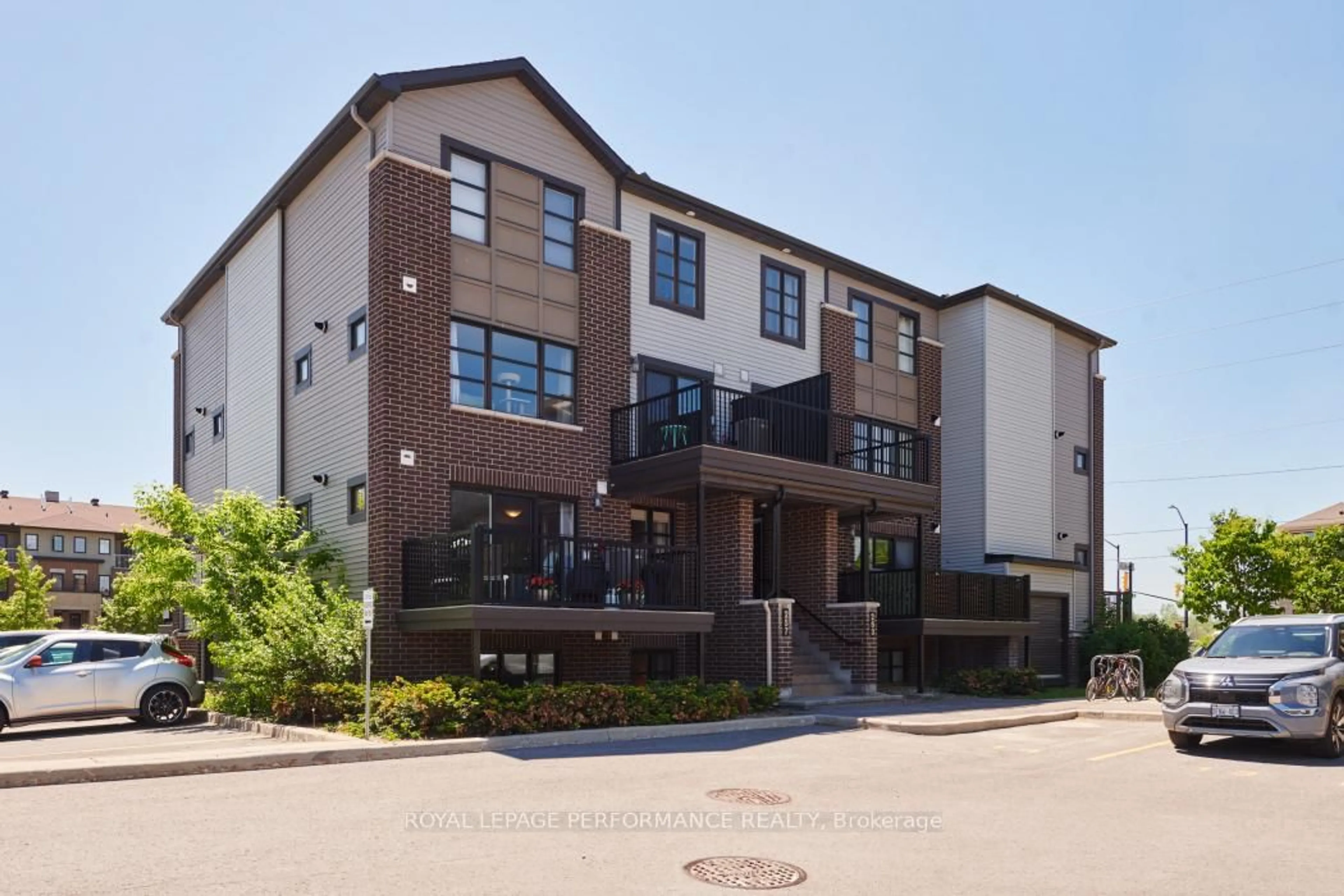 A pic from outside/outdoor area/front of a property/back of a property/a pic from drone, street for 257 Infusion Private #4, Ottawa Ontario K2J 5X2