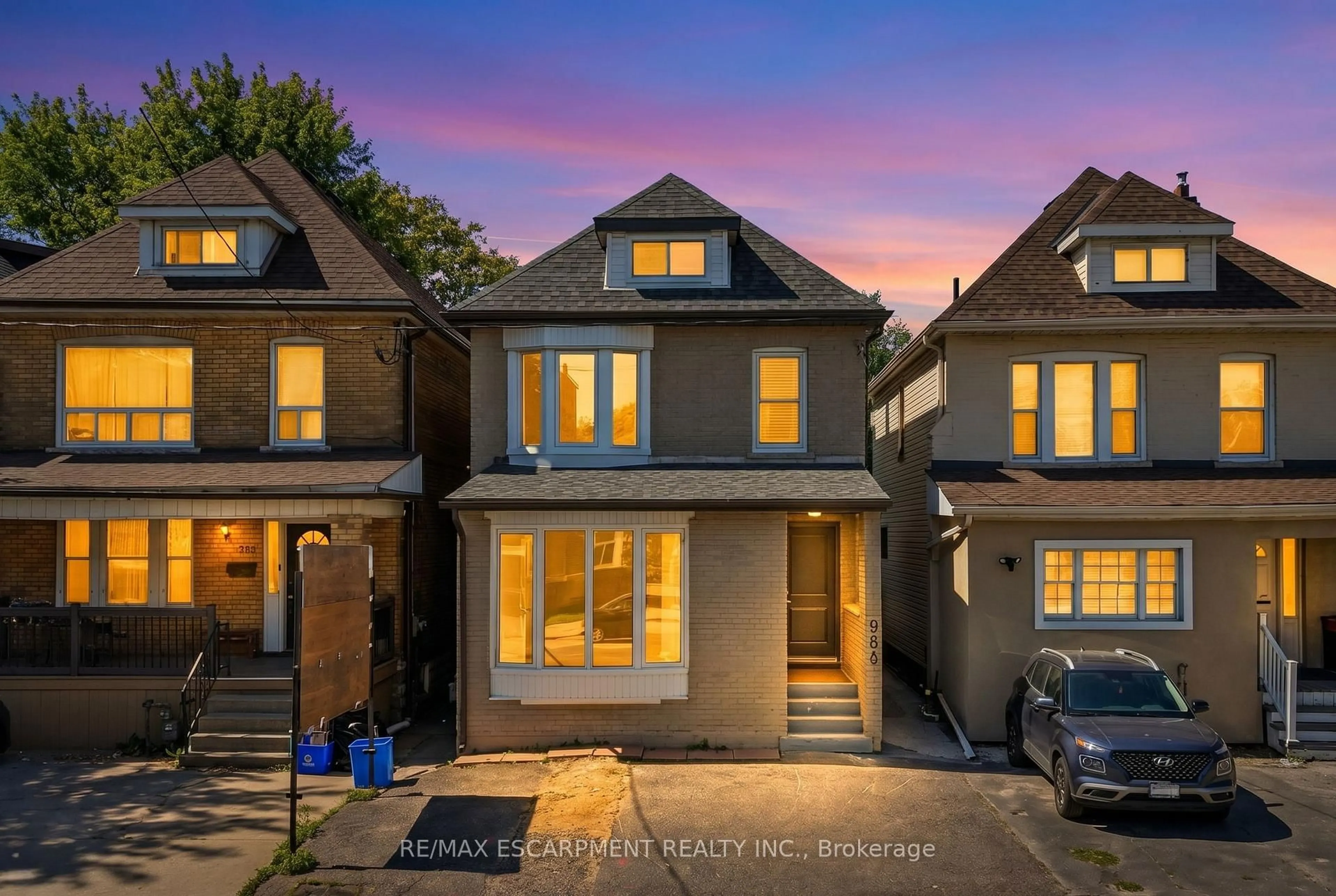 Home with brick exterior material, street for 968 Main St, Hamilton Ontario L8M 1M8