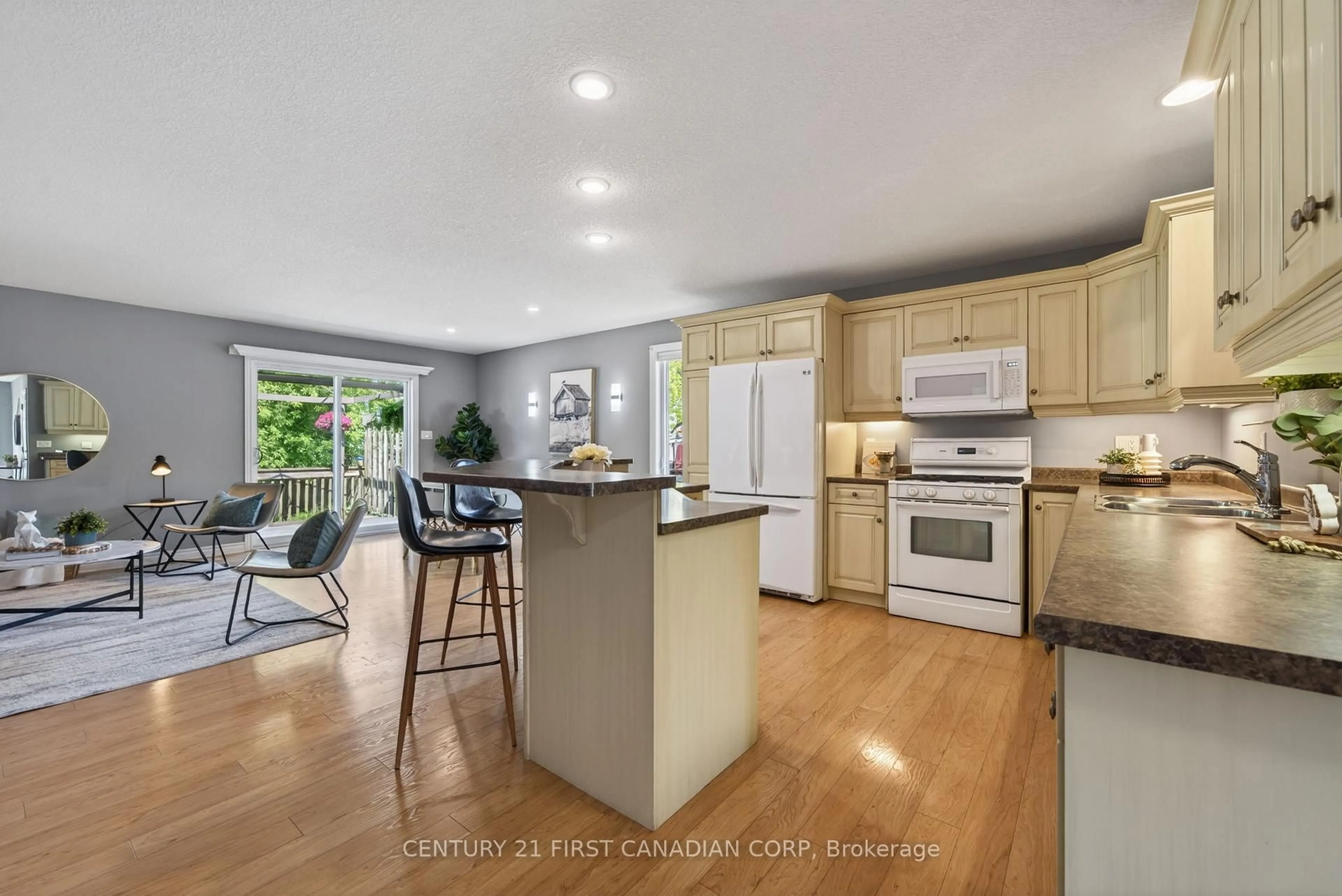 Open concept kitchen, unknown for 171 Francis St, South Huron Ontario N0M 1S3