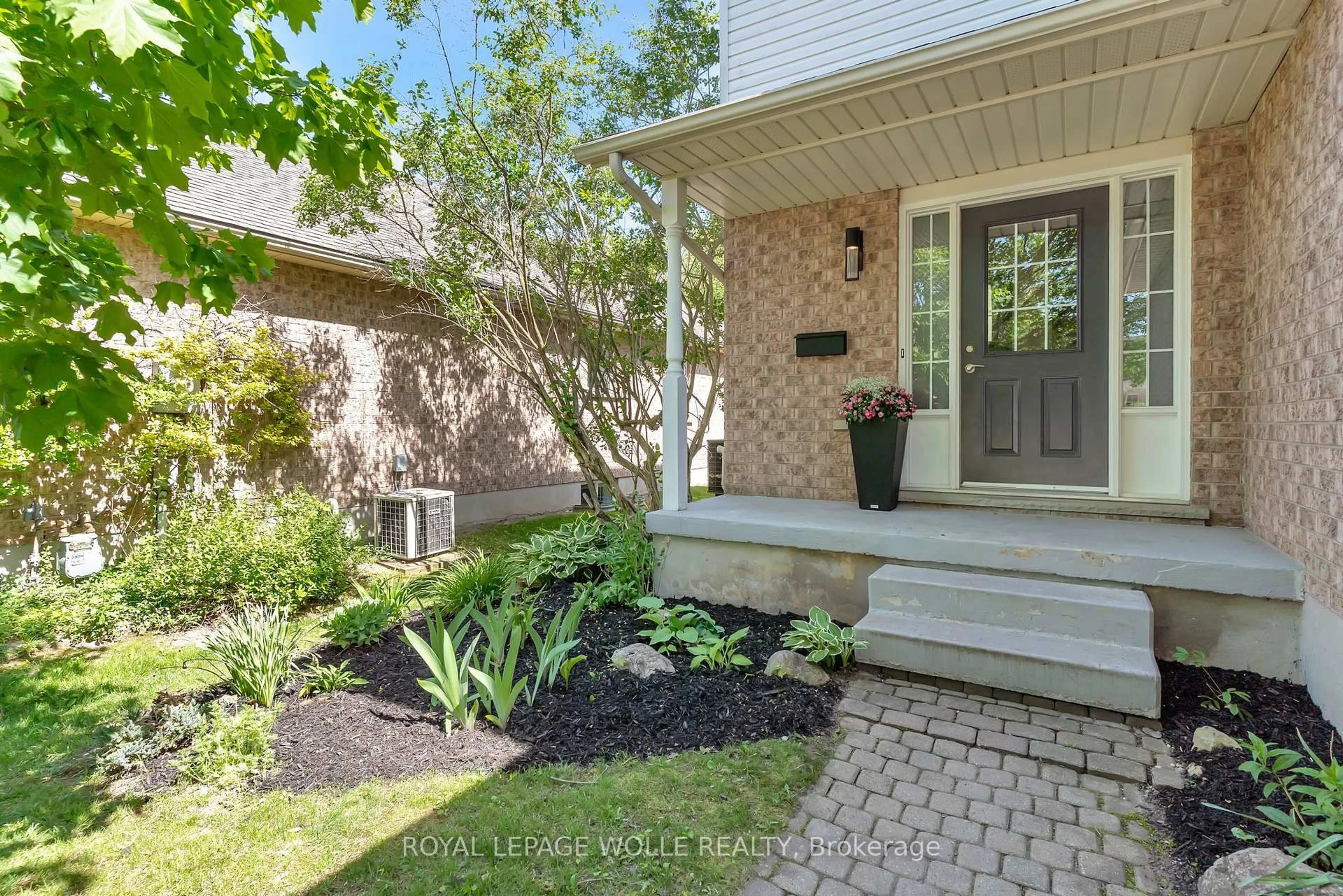 Unknown for 85 York St, Centre Wellington Ontario N0B 1S0