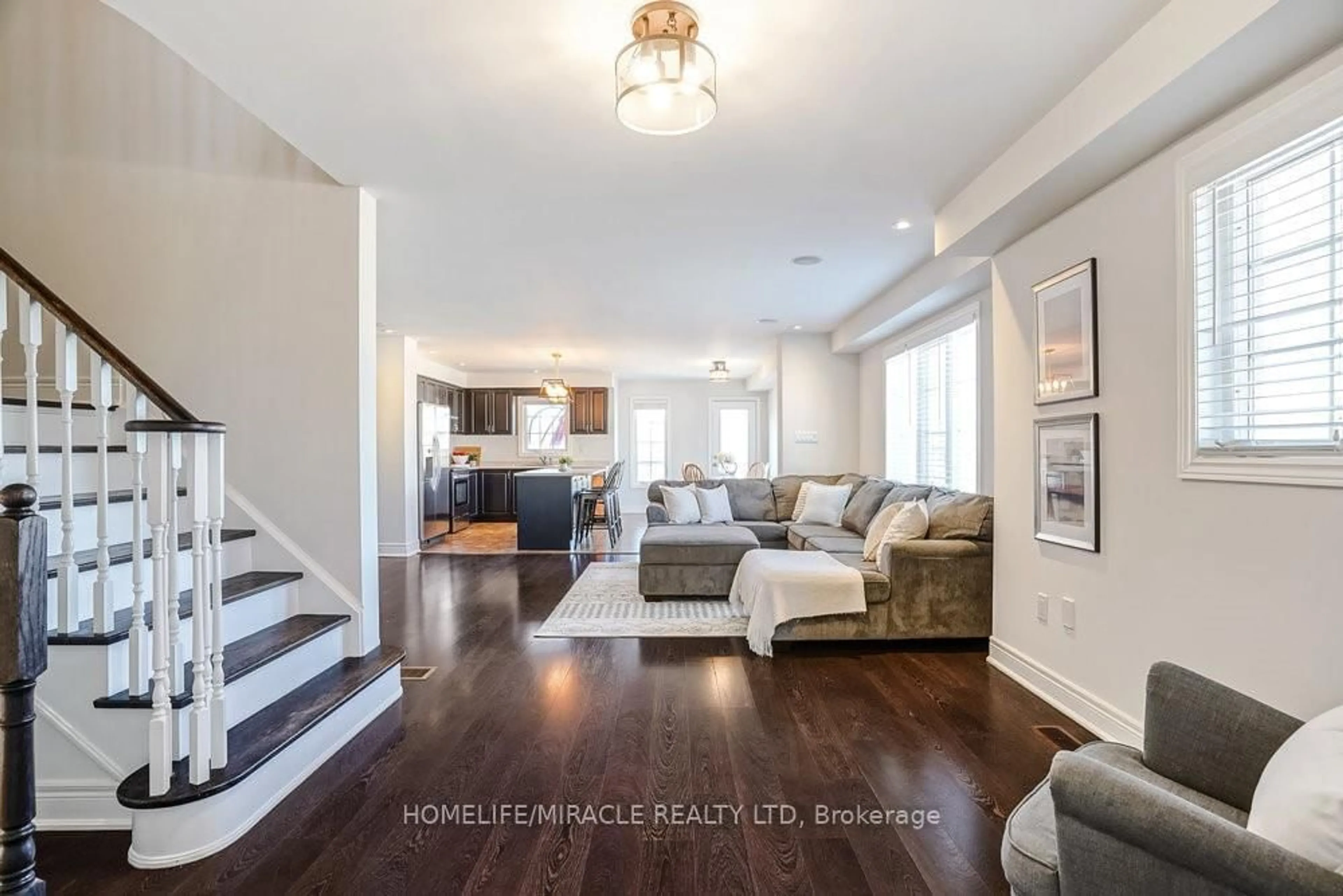 Living room with furniture, unknown for 15 Mcphail Pl, Hamilton Ontario L8B 0R5