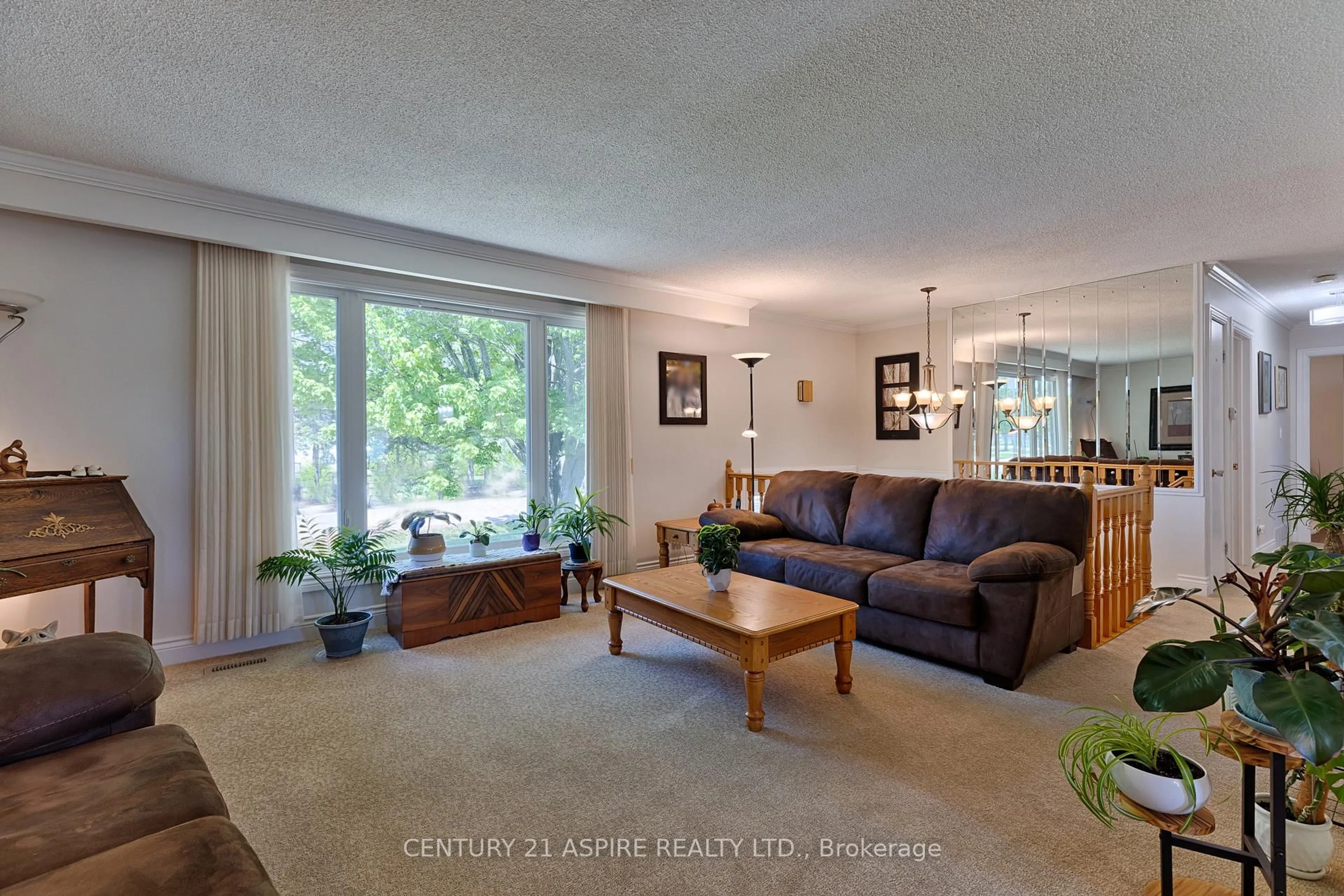 Living room with furniture, unknown for 2 Doris St, Pembroke Ontario K8A 7V1