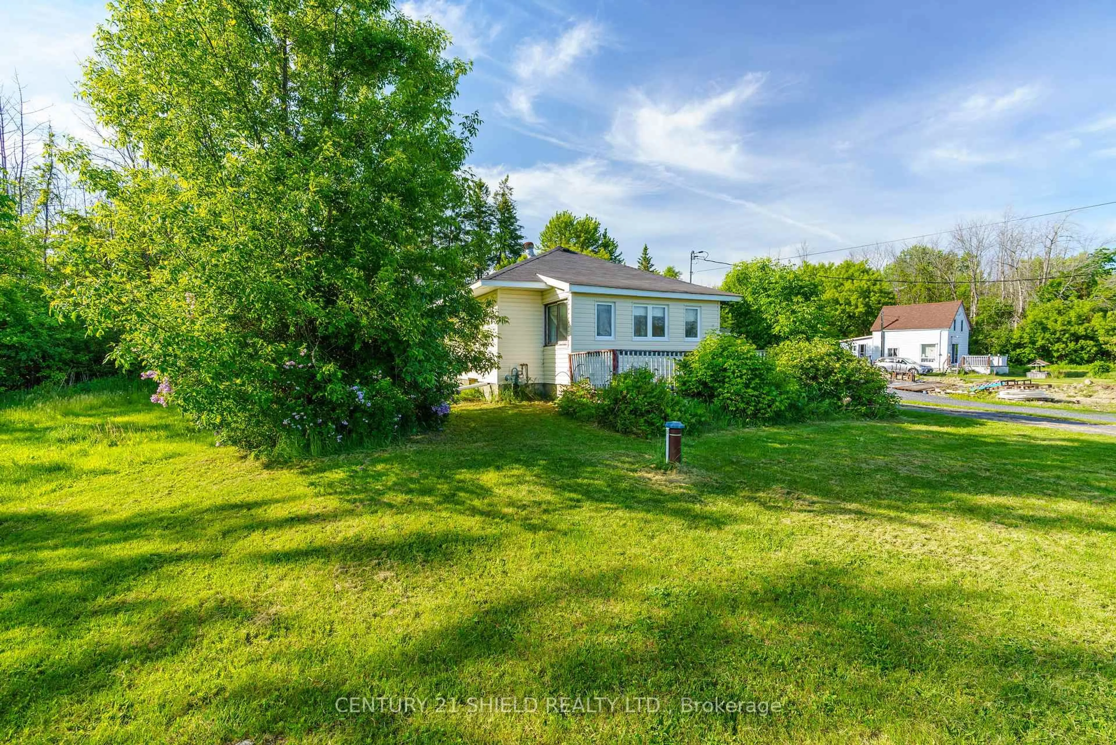 A pic from outside/outdoor area/front of a property/back of a property/a pic from drone, unknown for 16587 County 36 Rd, South Stormont Ontario K0C 1P0