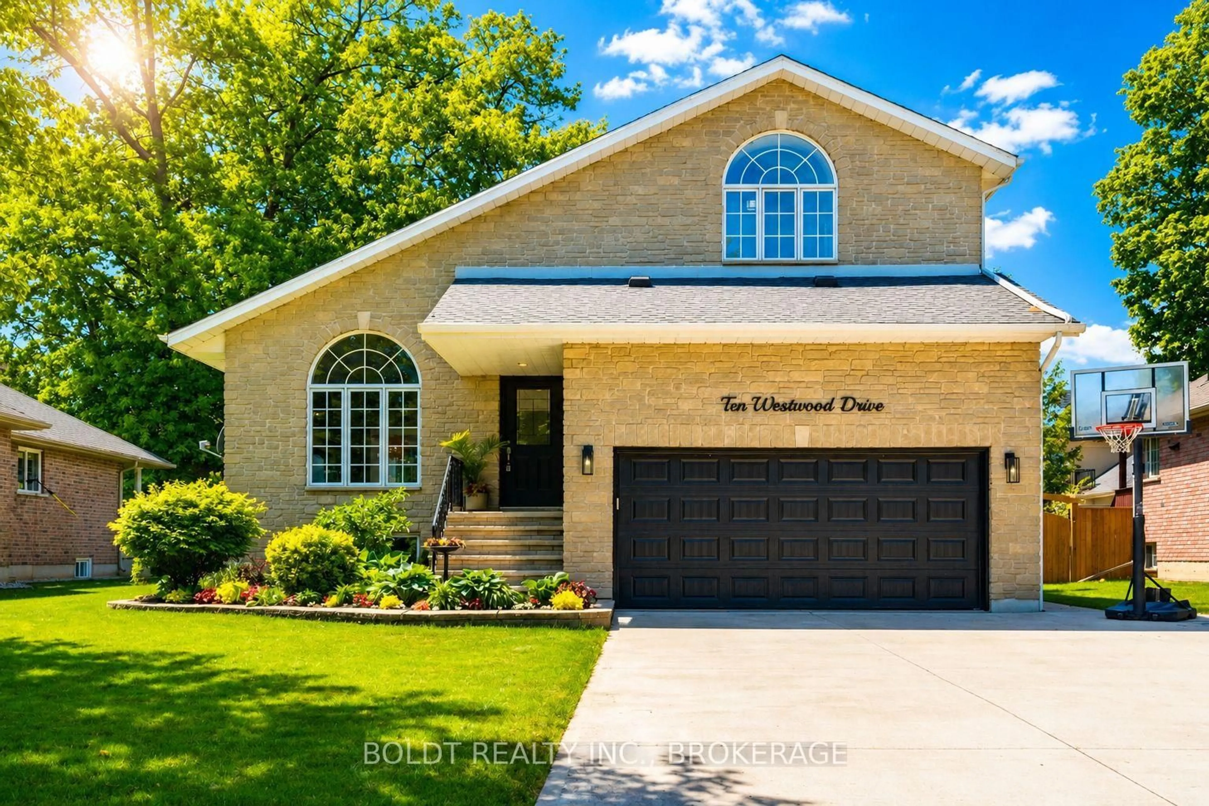 Home with brick exterior material, street for 10 Westwood Dr, Port Colborne Ontario L3K 6B8