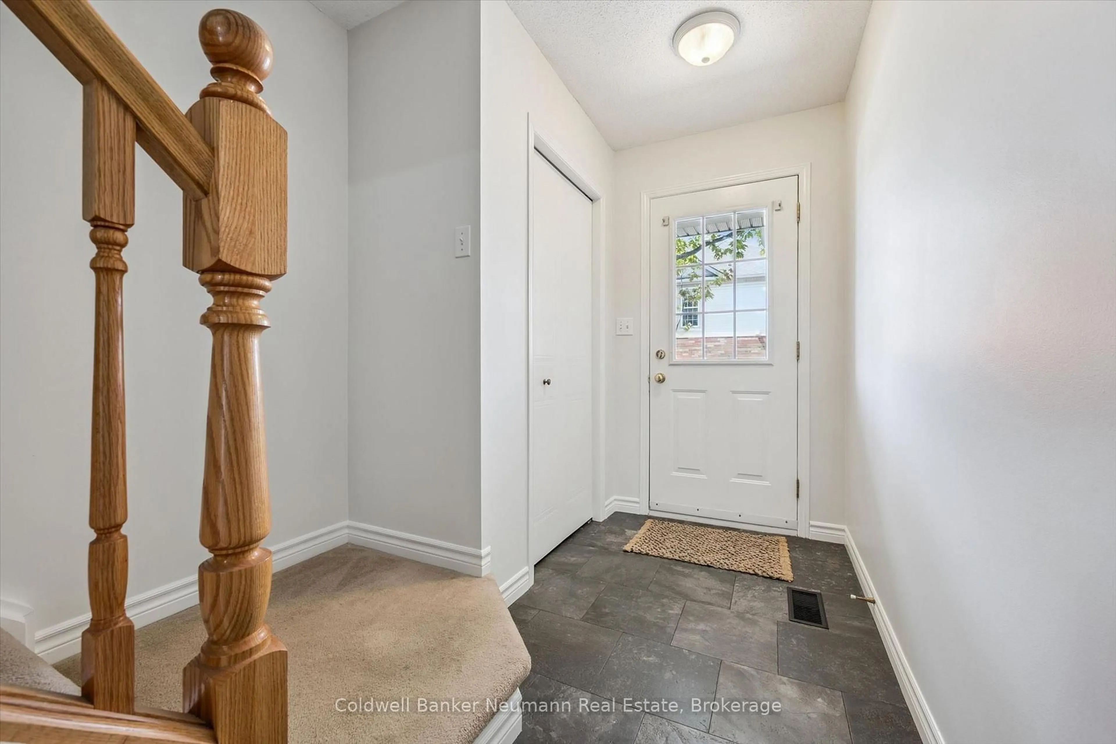 Indoor entryway for 30 Imperial Rd #26, Guelph Ontario N1K 1Y1