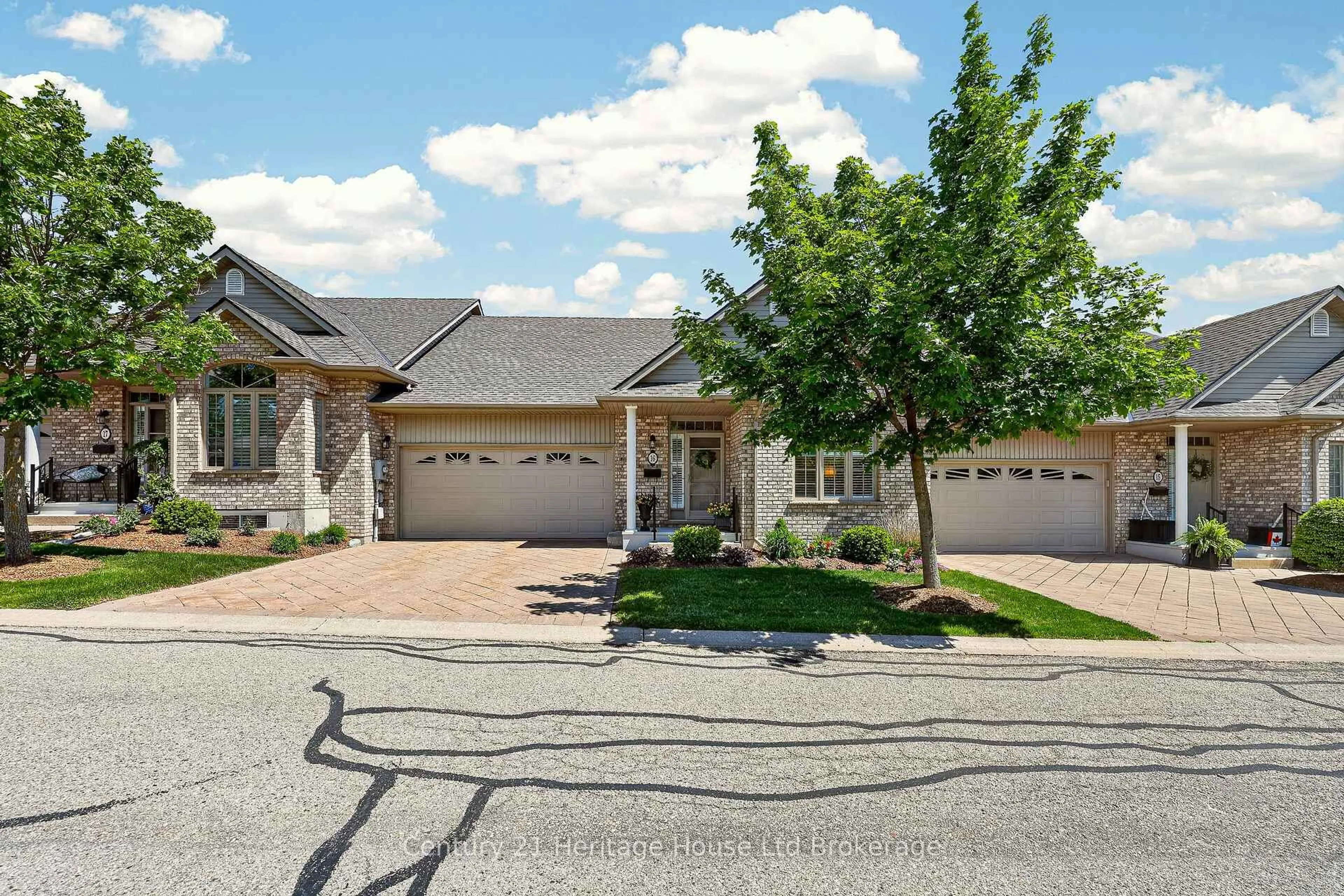 Home with brick exterior material, street for 500 Lakeview Dr #16, Woodstock Ontario N4T 1W4