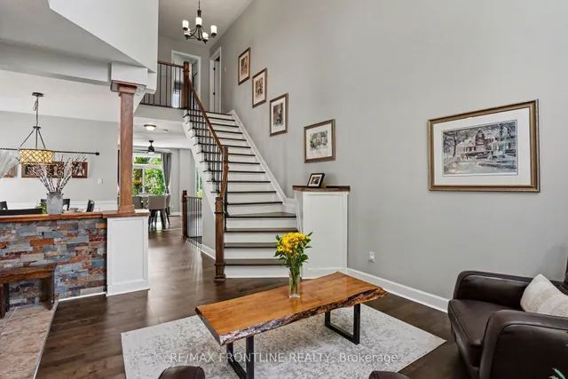 37 Calderwood Way, Ottawa 4