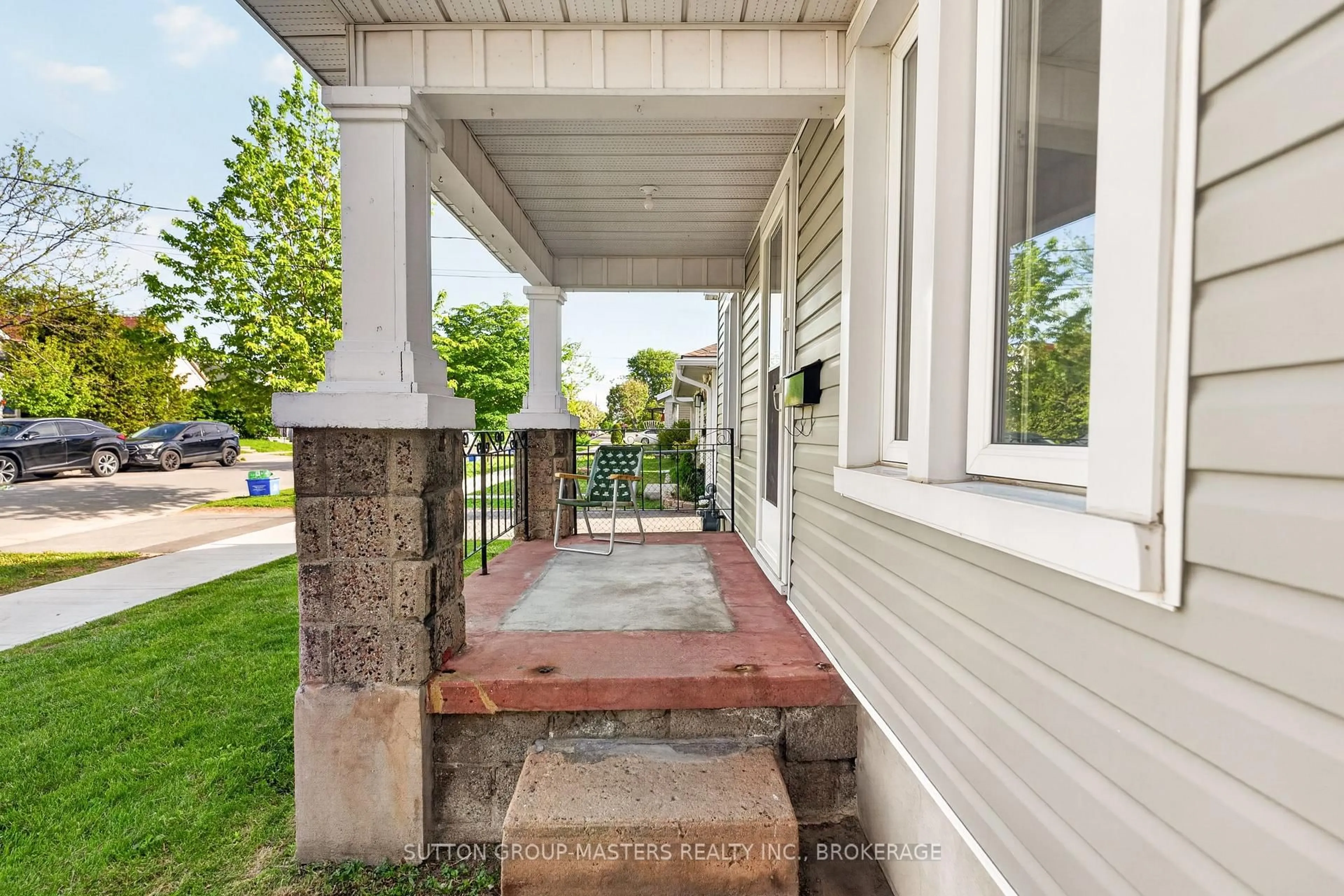 Unknown for 21 Connaught St, Kingston Ontario K7K 4W1