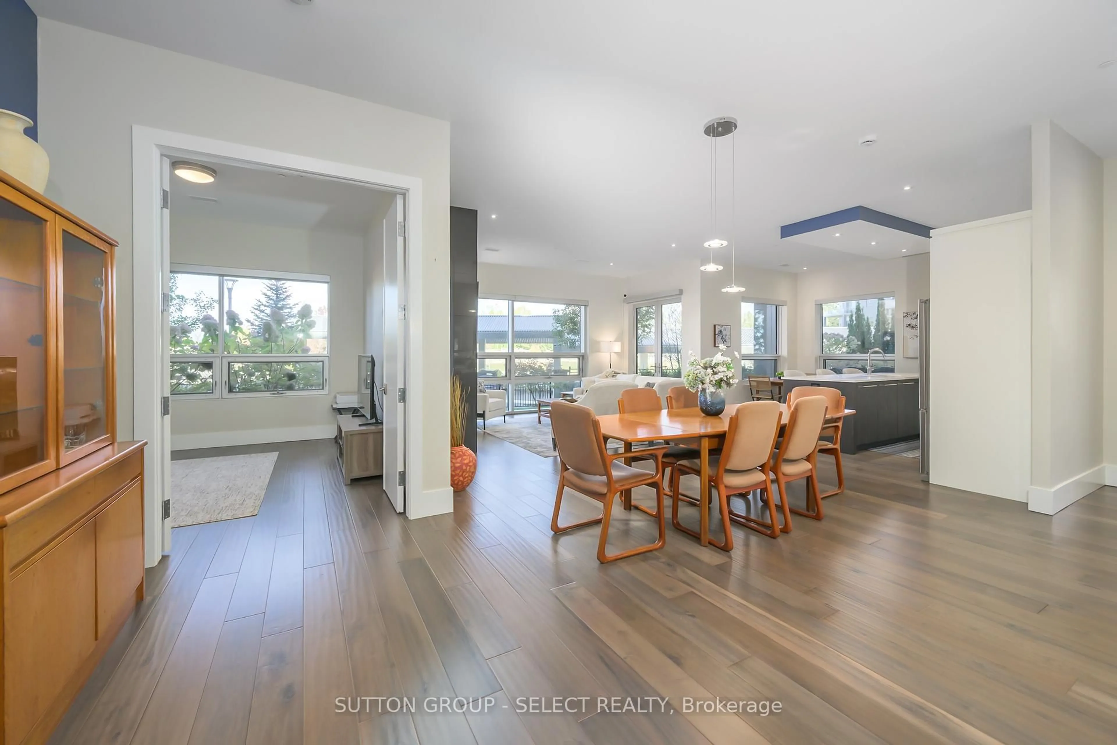 Open concept kitchen, unknown for 1705 Fiddlehead Pl #107, London North Ontario N6G 0S1