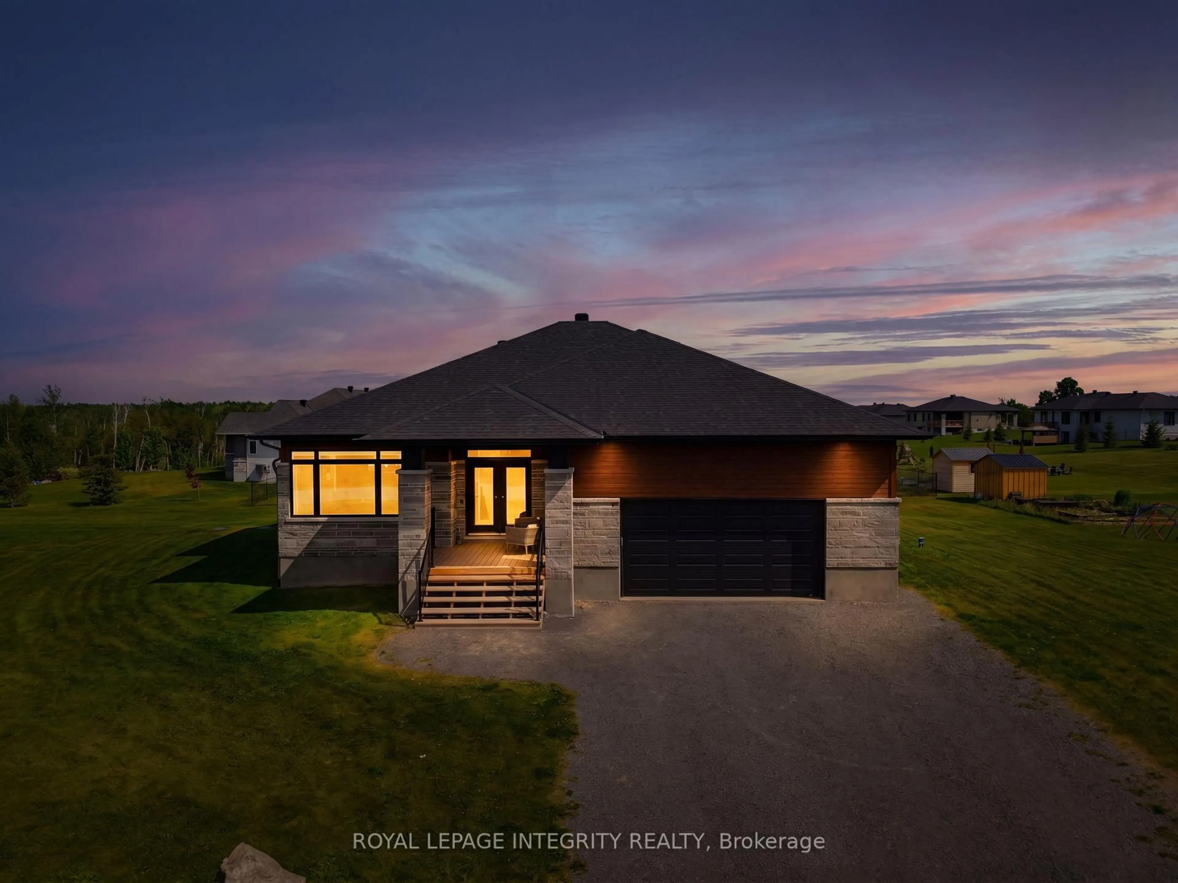 A pic from outside/outdoor area/front of a property/back of a property/a pic from drone, unknown for 314 Johnny Porter Crt, Ashton Ontario K0A 1B0